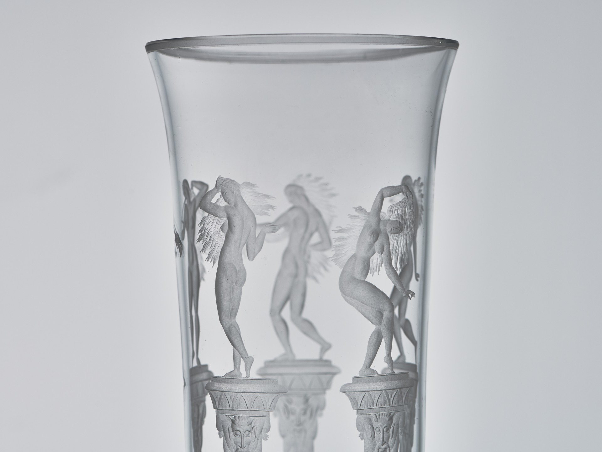 Vase image 4