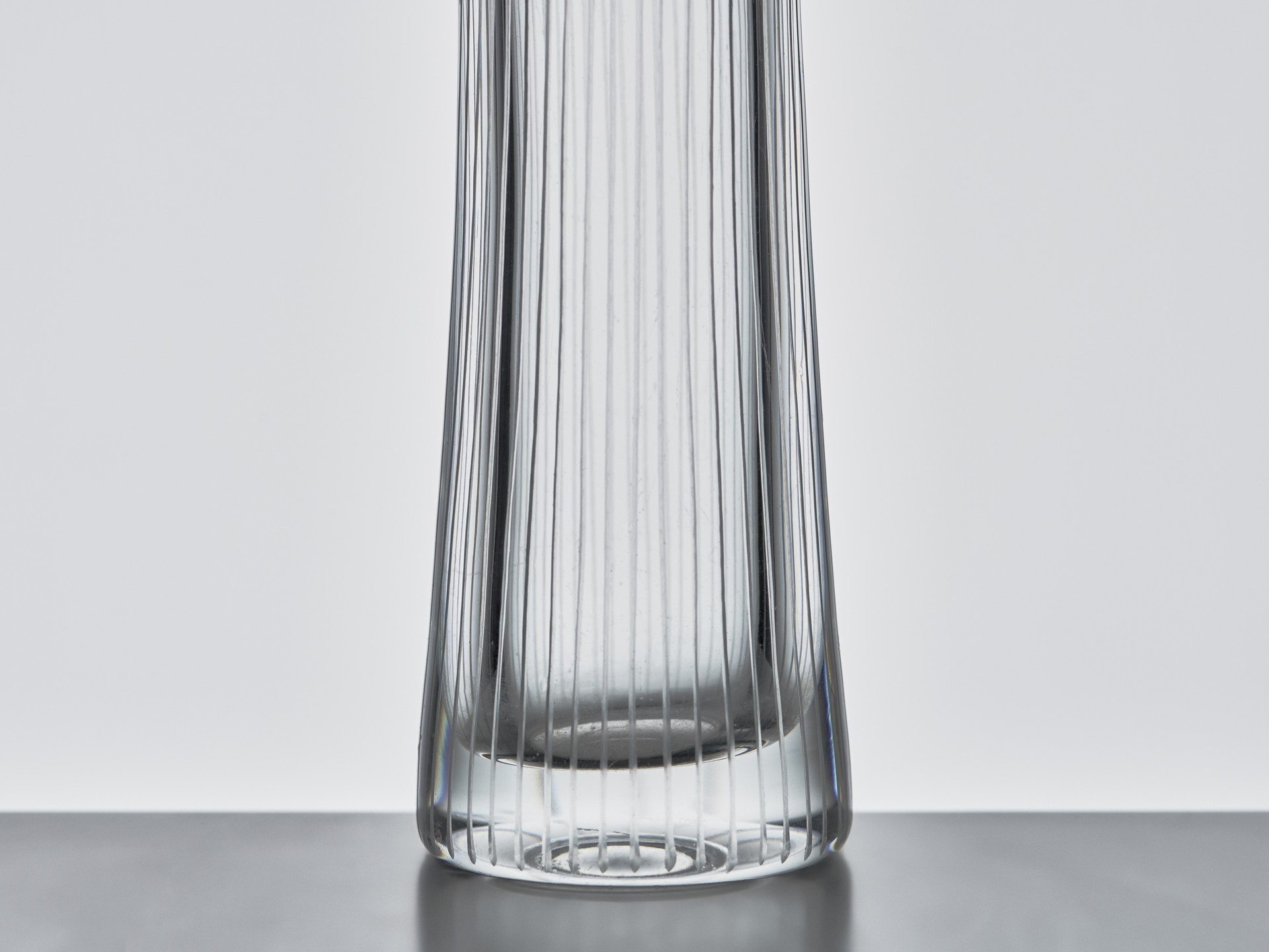¨Line Cut¨ Vase image 5