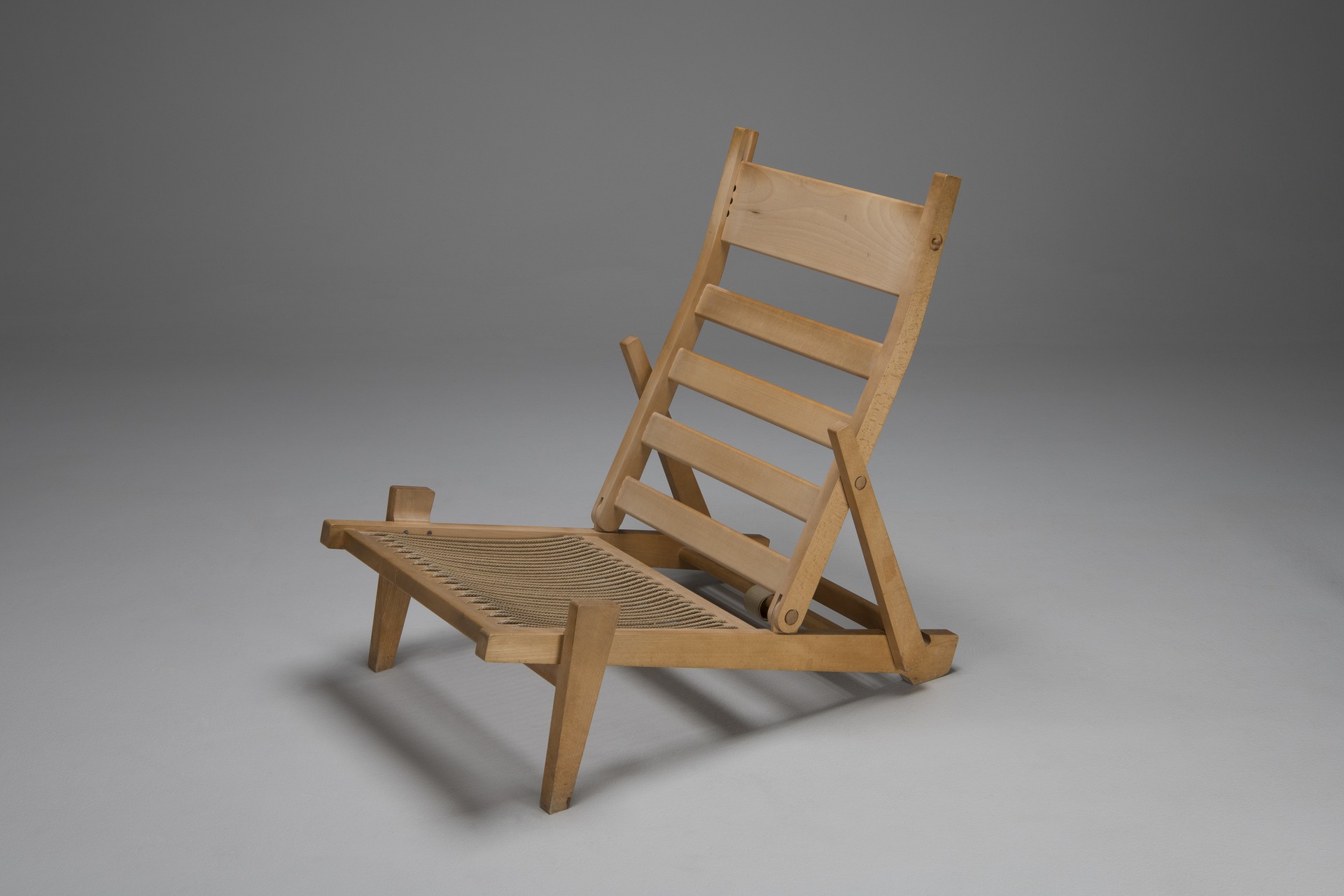 Adjustable Folding Lounge Chair, Model no. 'SA 201' image 3