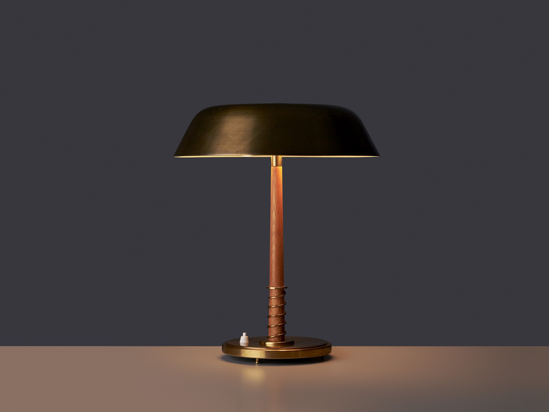 Table Lamp image 4