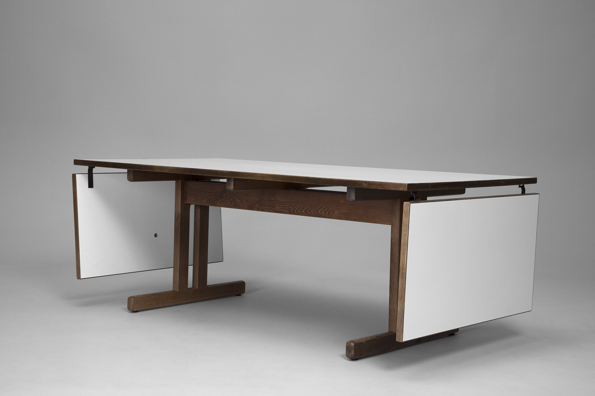 Shaker Table image 2