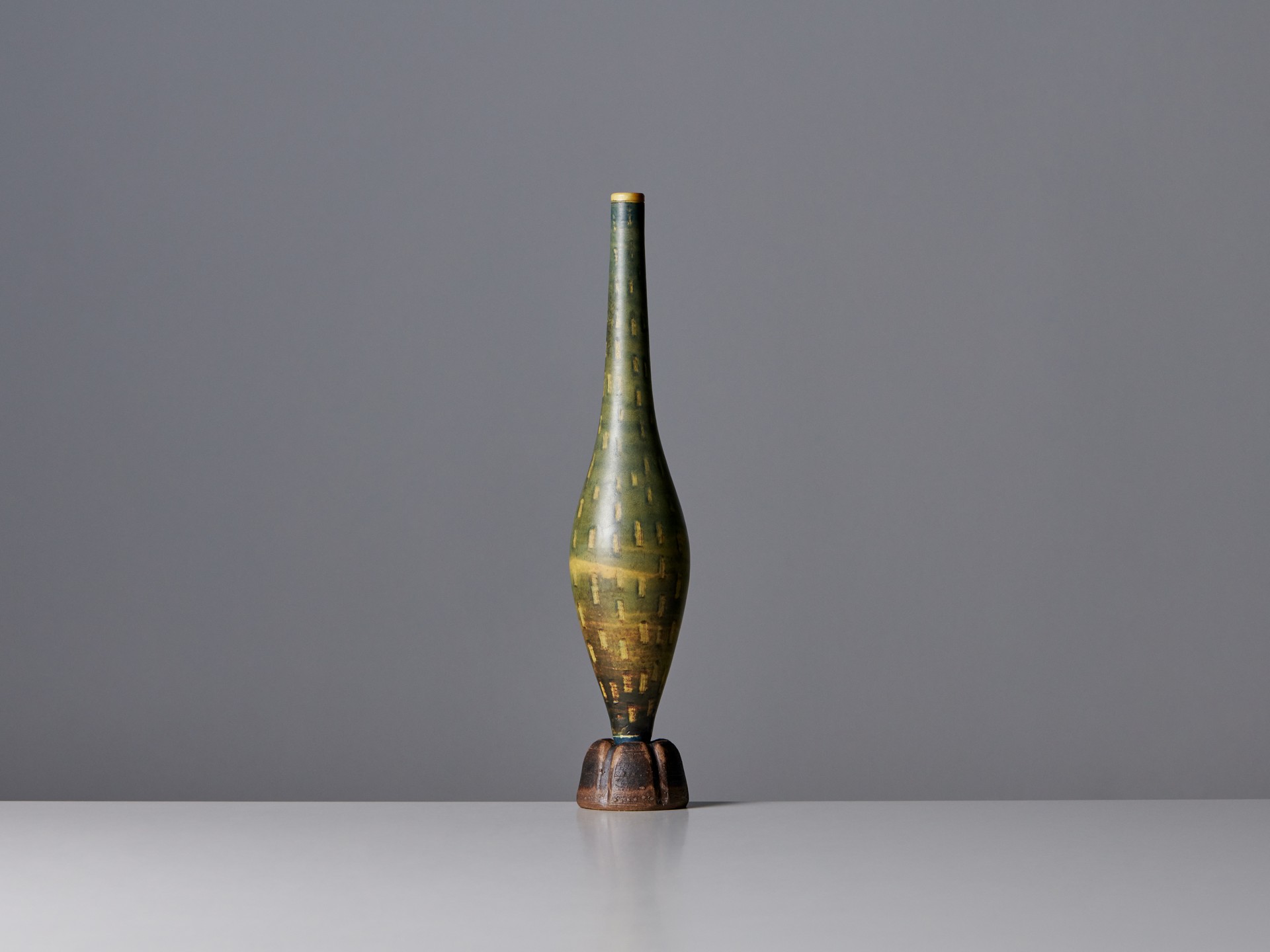 'Farsta Spirea' Vase image 4