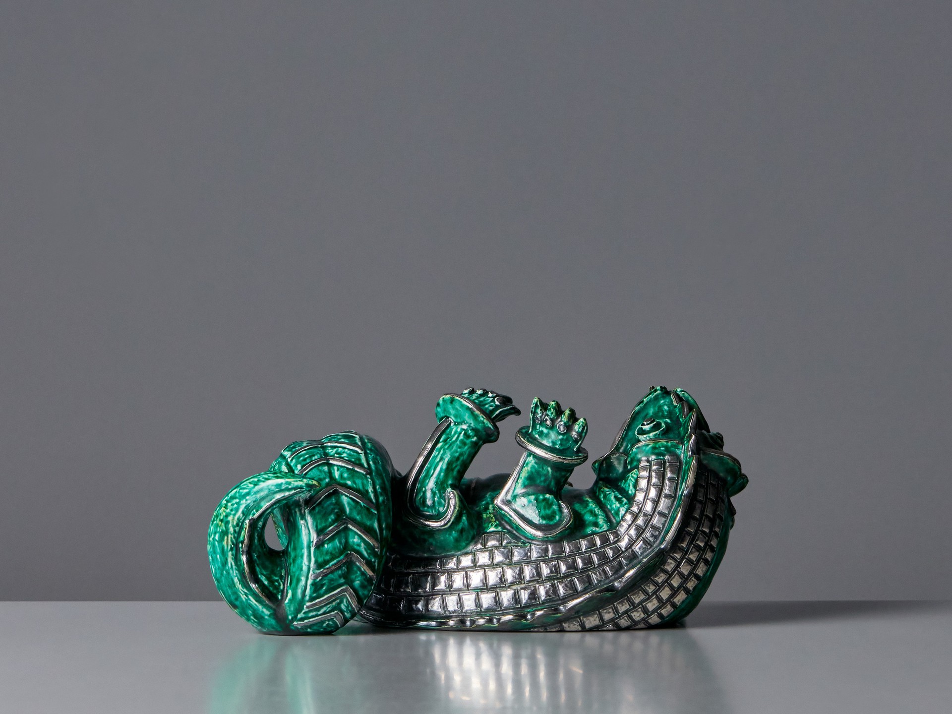 'Argenta Dragon Mummy' Sculpture image 3