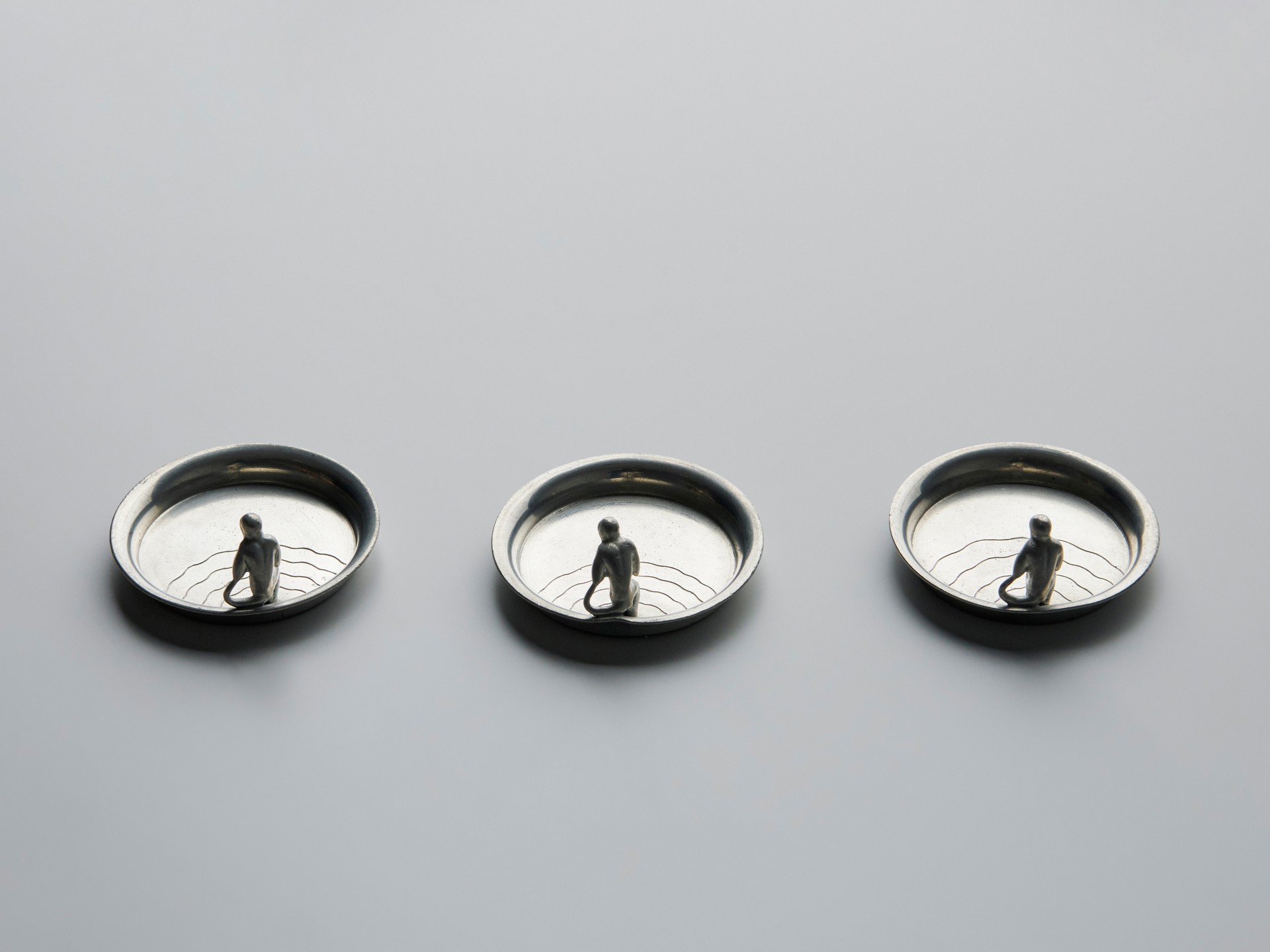 Set of Three Small Trays image 3