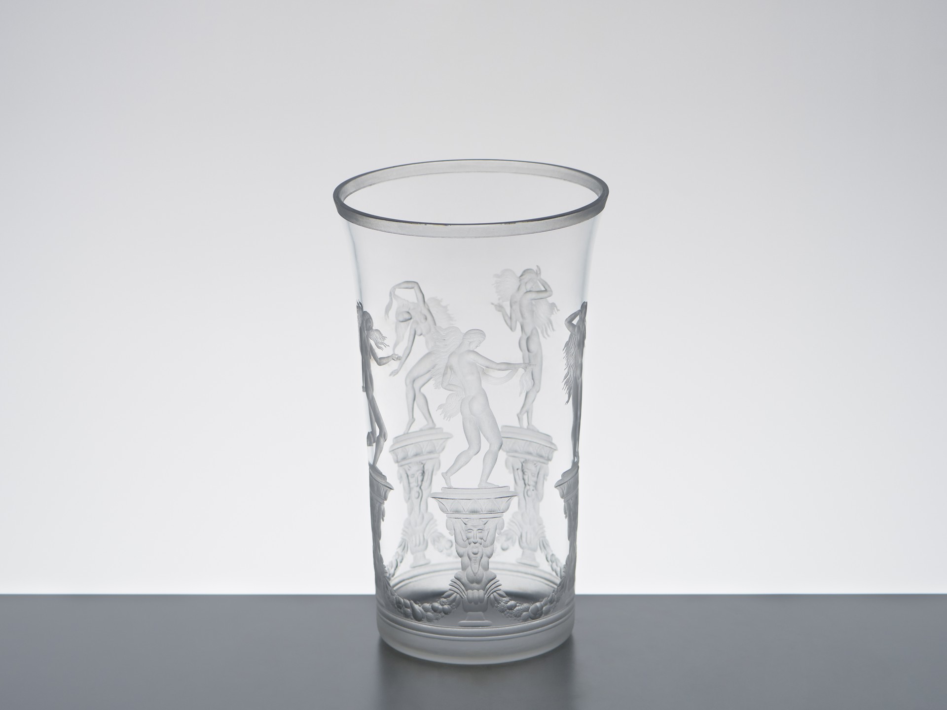 Vase image 3