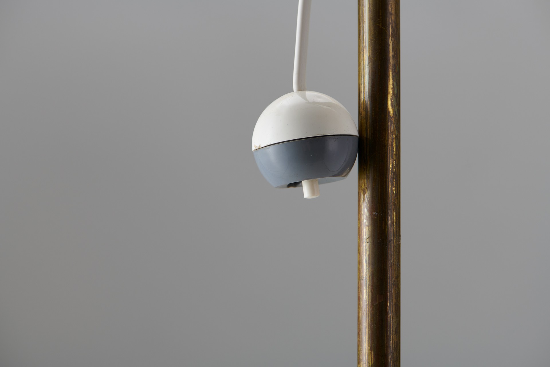 Pair of Floor Lamps, Model no. 9613 image 4