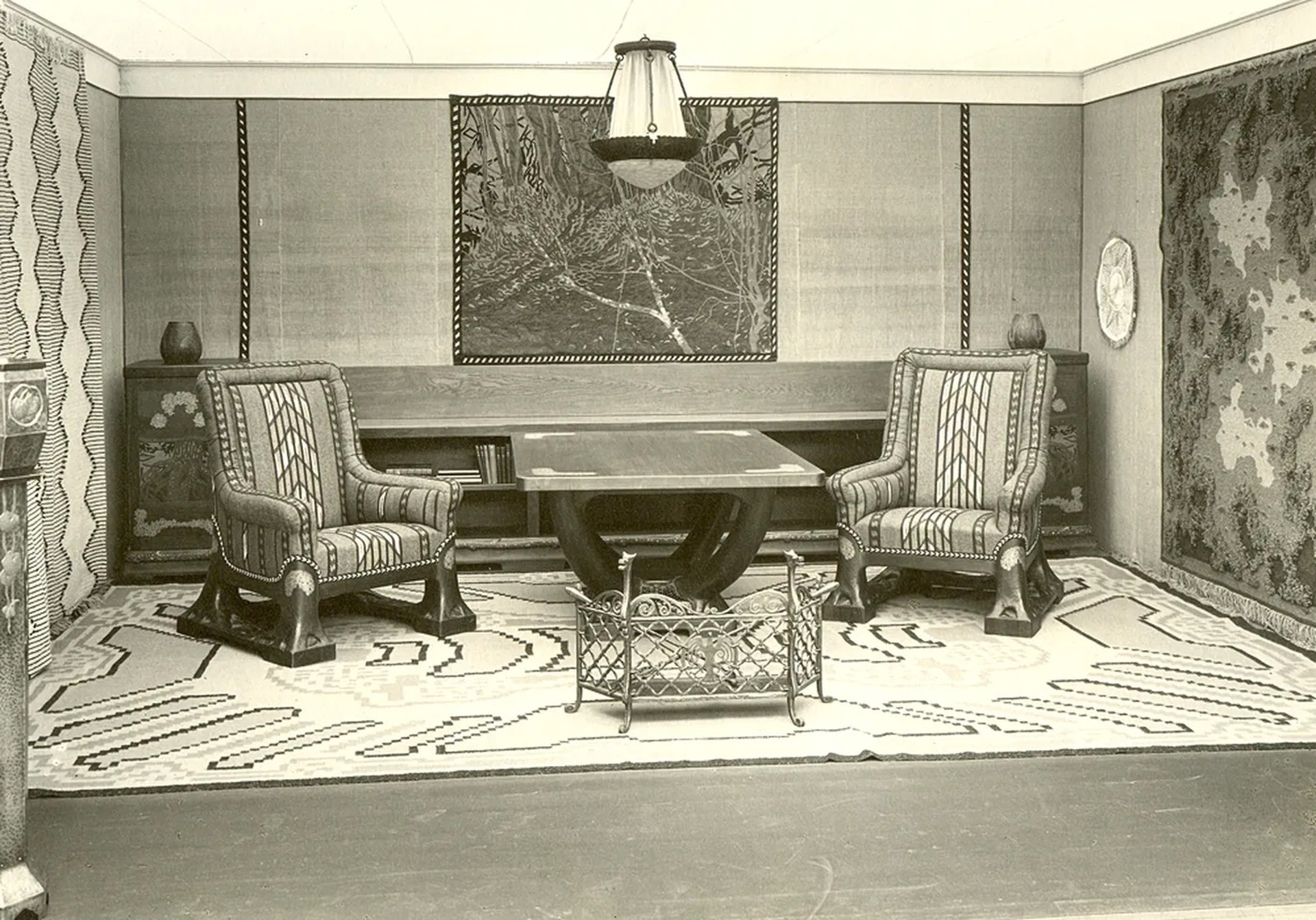Table image 10