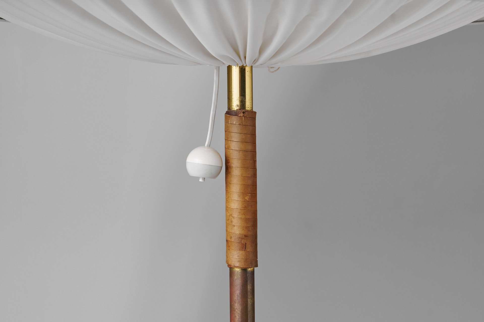 Tynell Floor Lamp image 4