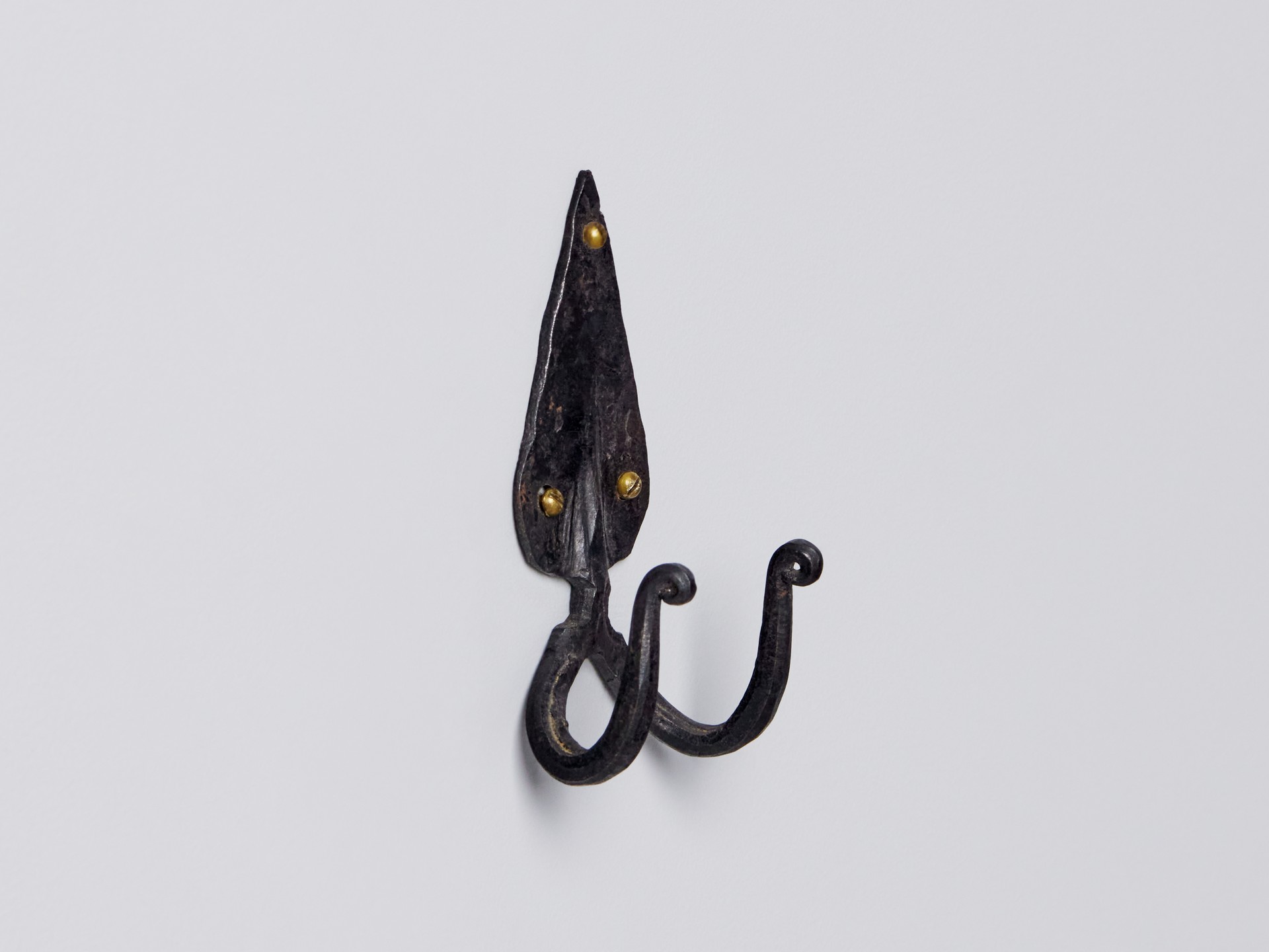 Hanger 'Bullhorn' image 3