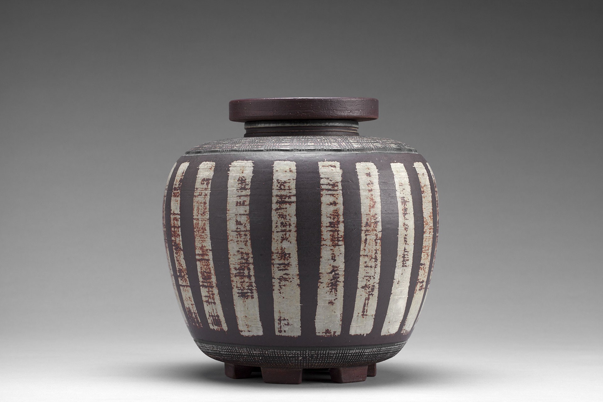 Farsta Lidded Vase image 2