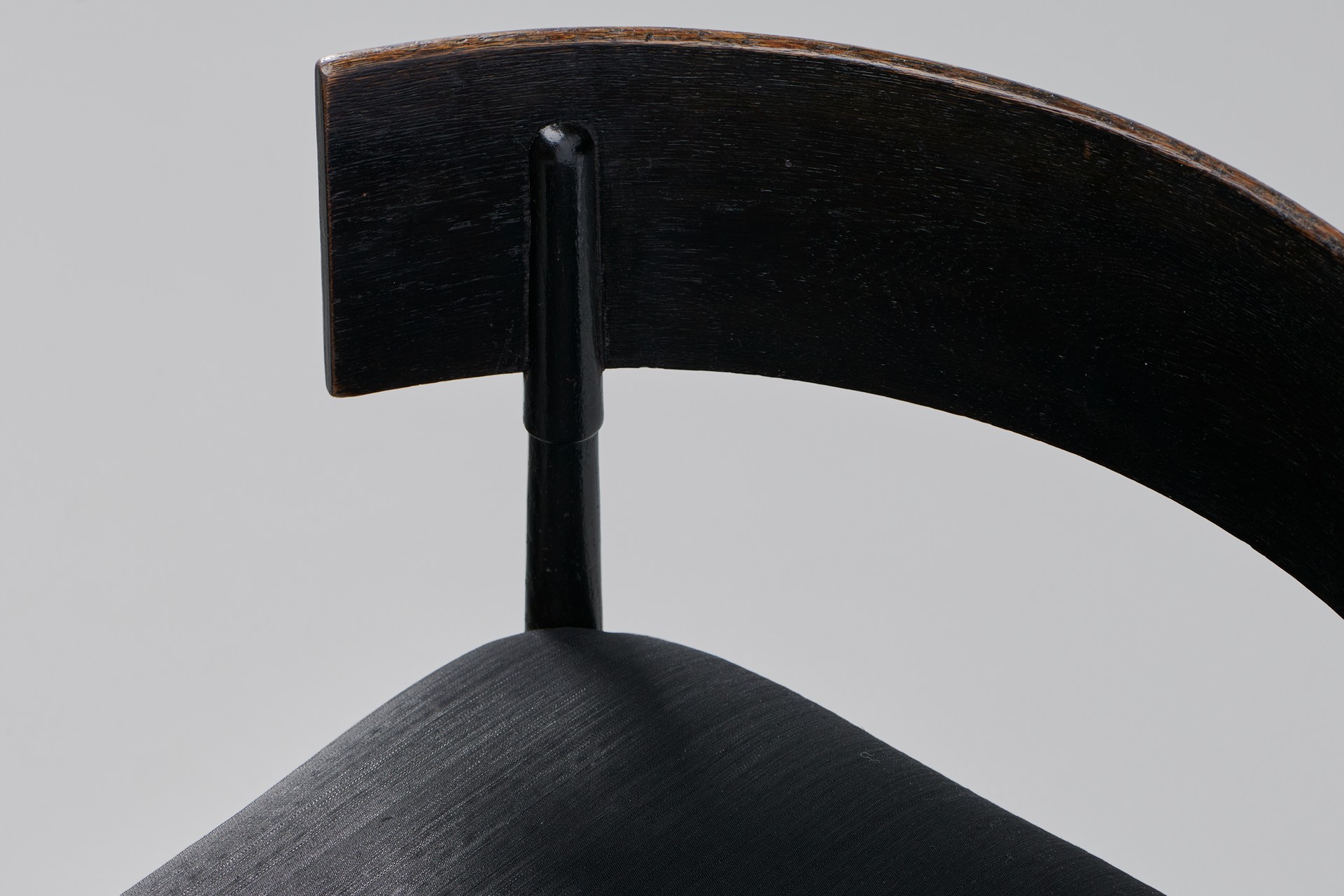 Klismos Chairs image 4