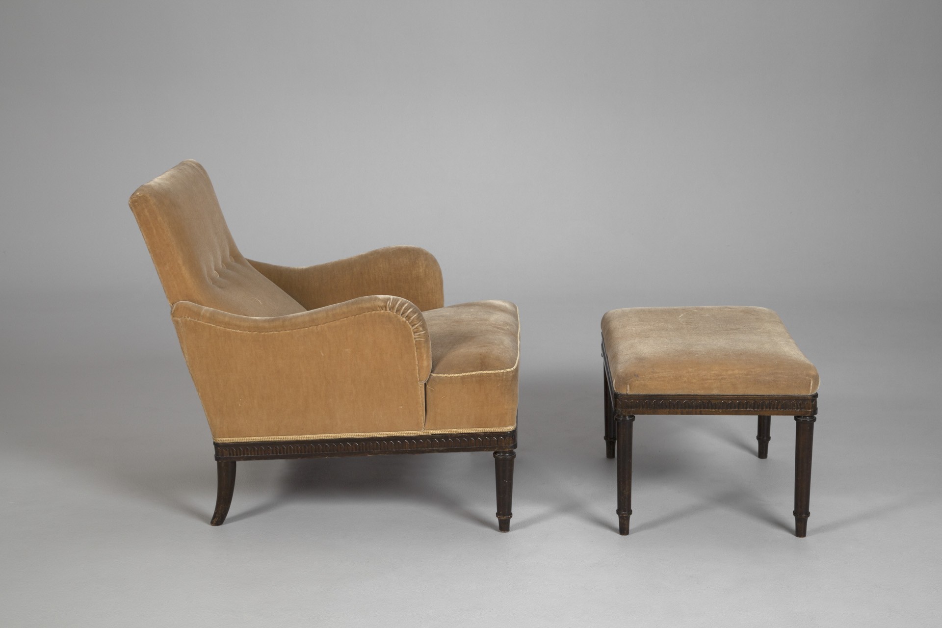 Armchair and Stool image 2