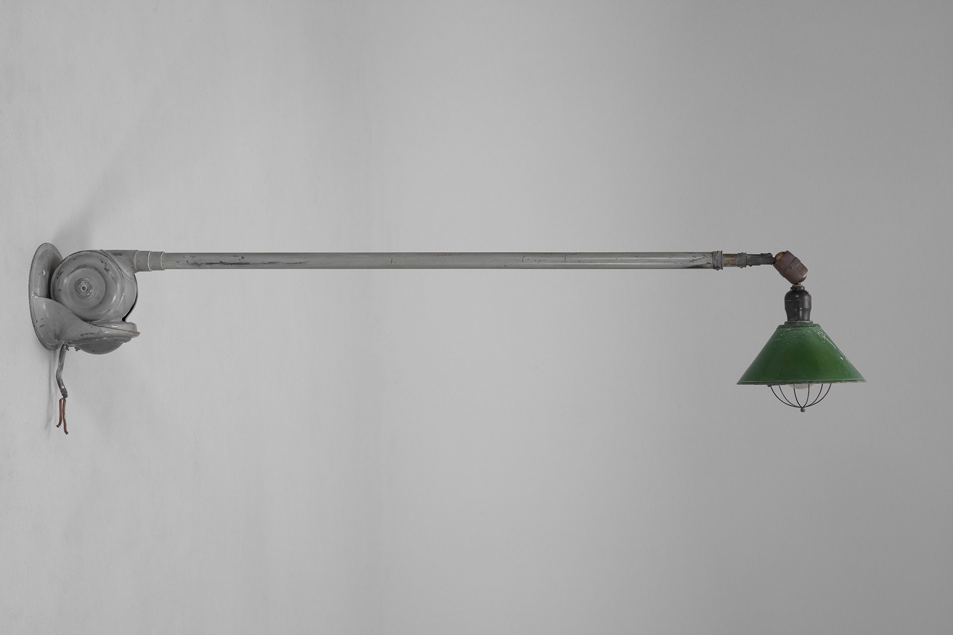 Extending Triplex Wall / Ceiling Lamp