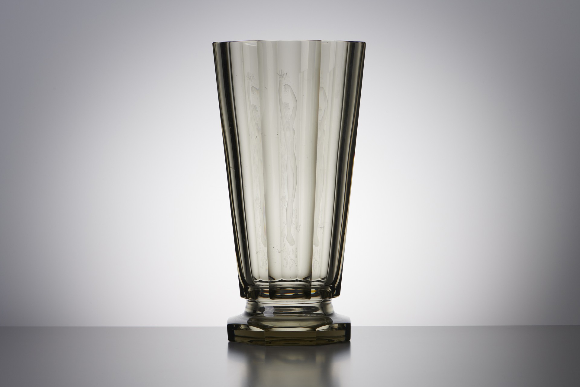 Vase image 2