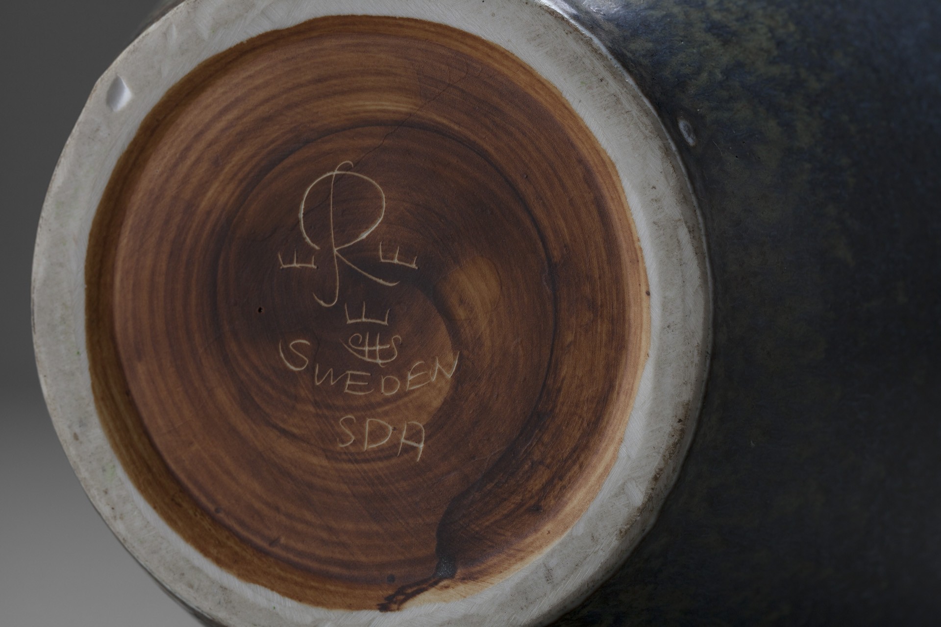 Large Vase image 3