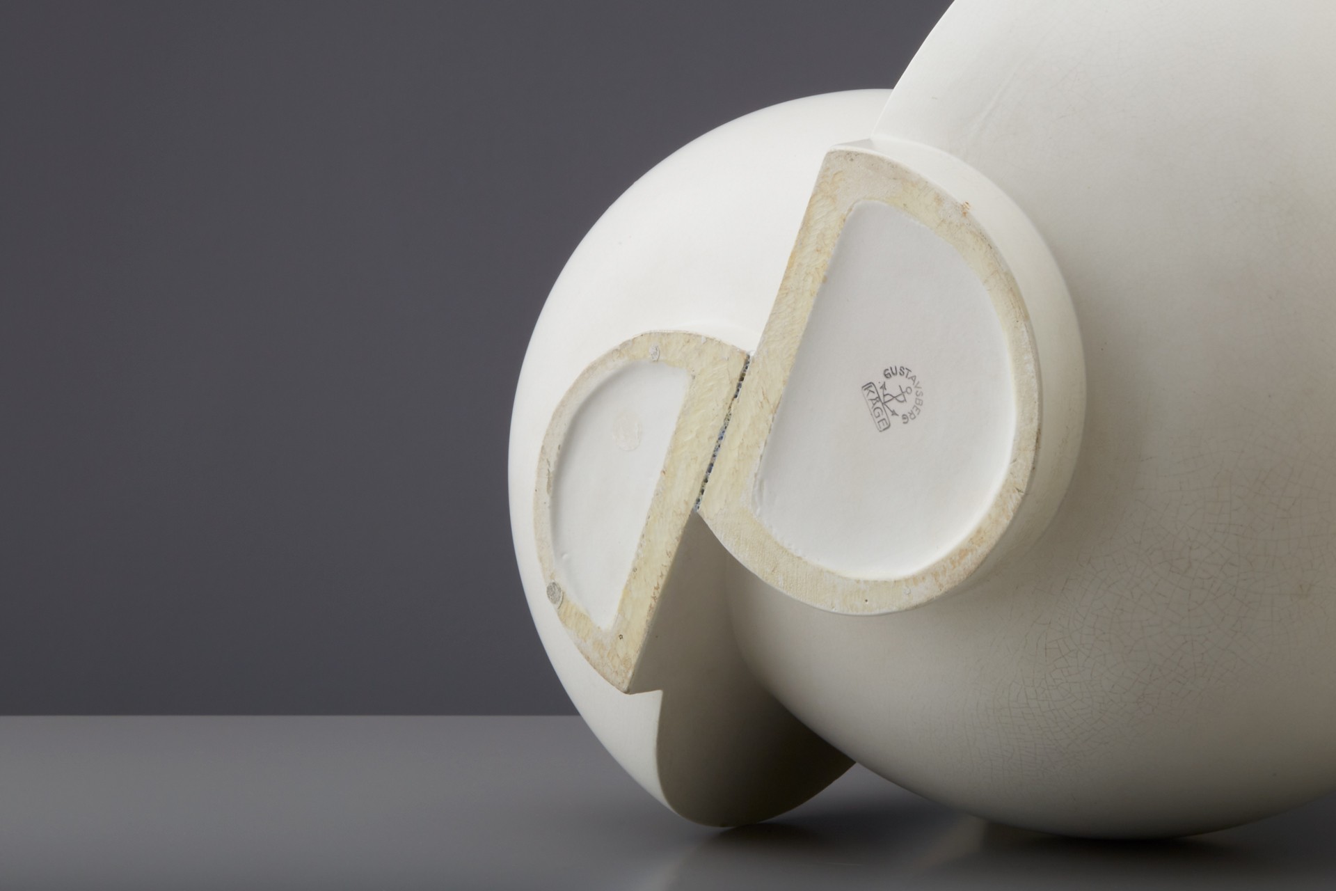 Rare and Large 'Surrea' Vase image 5