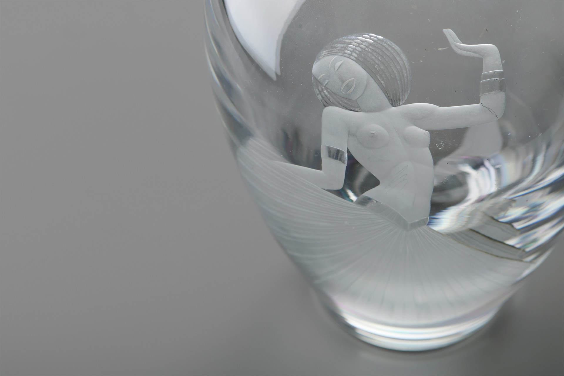 'Josephine Baker' Vase image 3
