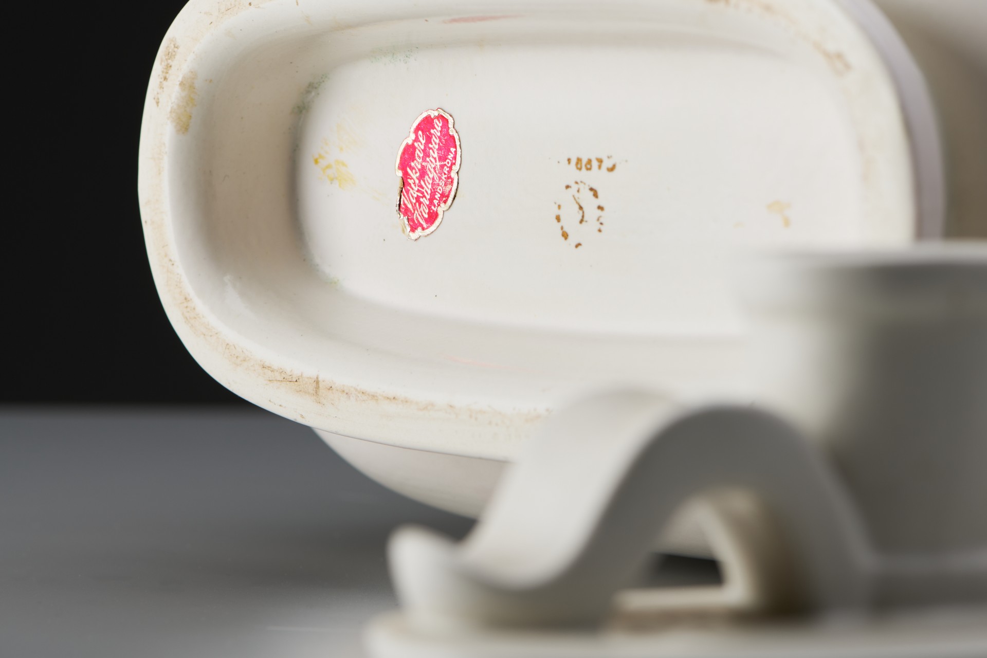 "Carrara" Urn image 5
