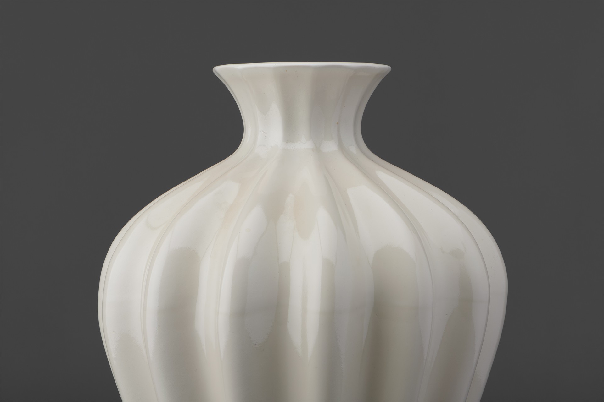 Vase image 2