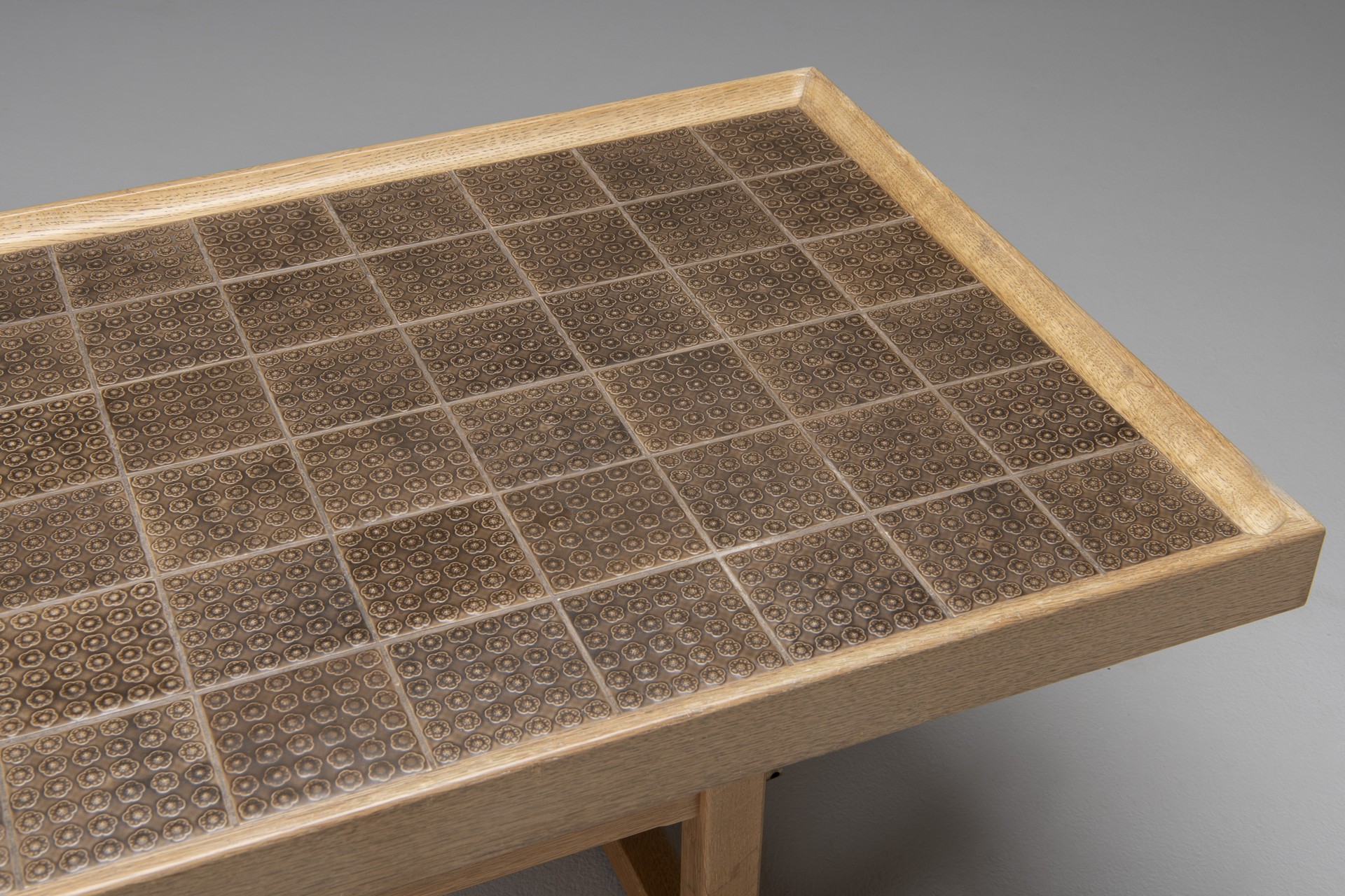 Coffee Table image 5