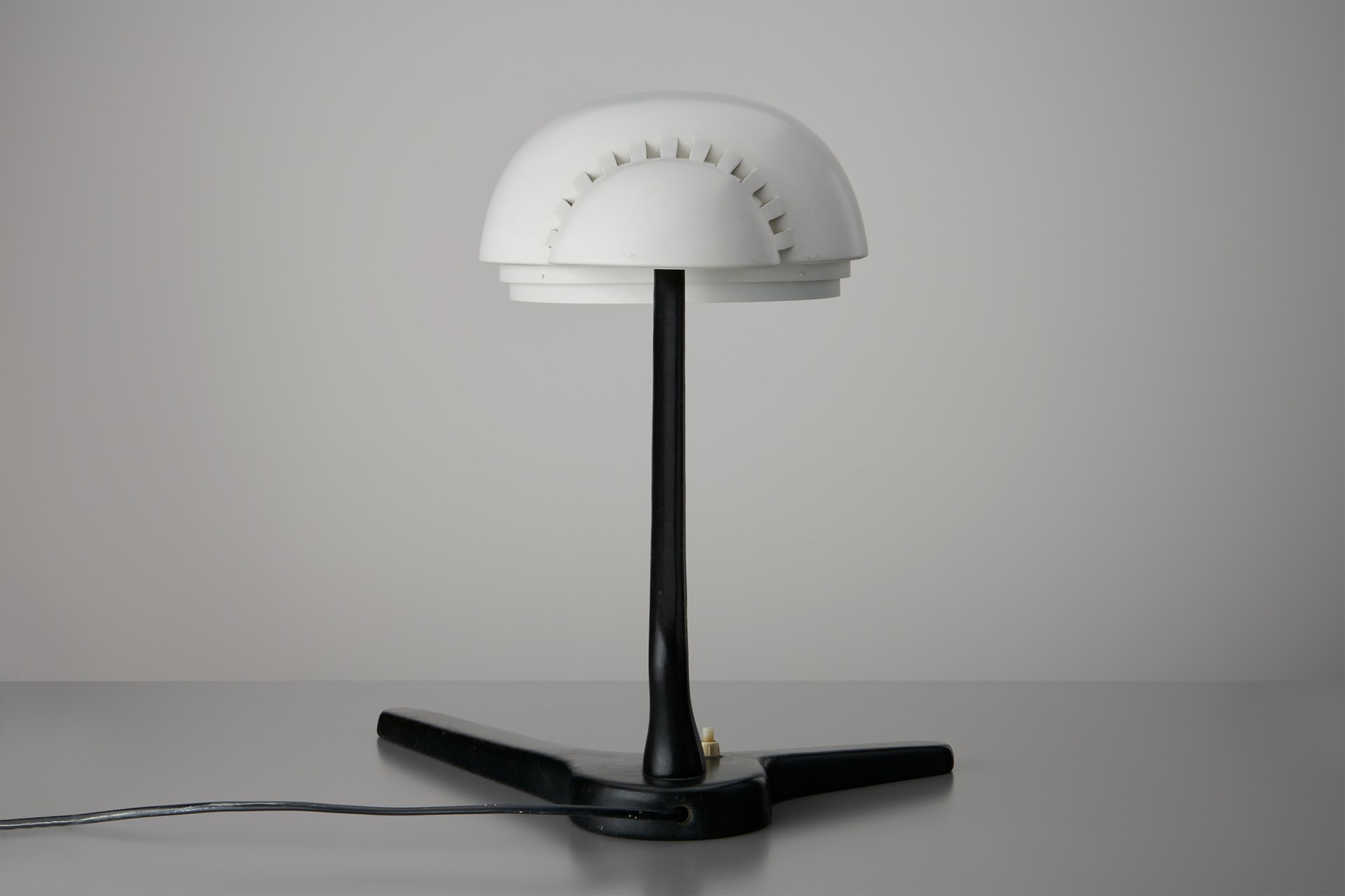 Table Lamp, Model No. A 704 image 4