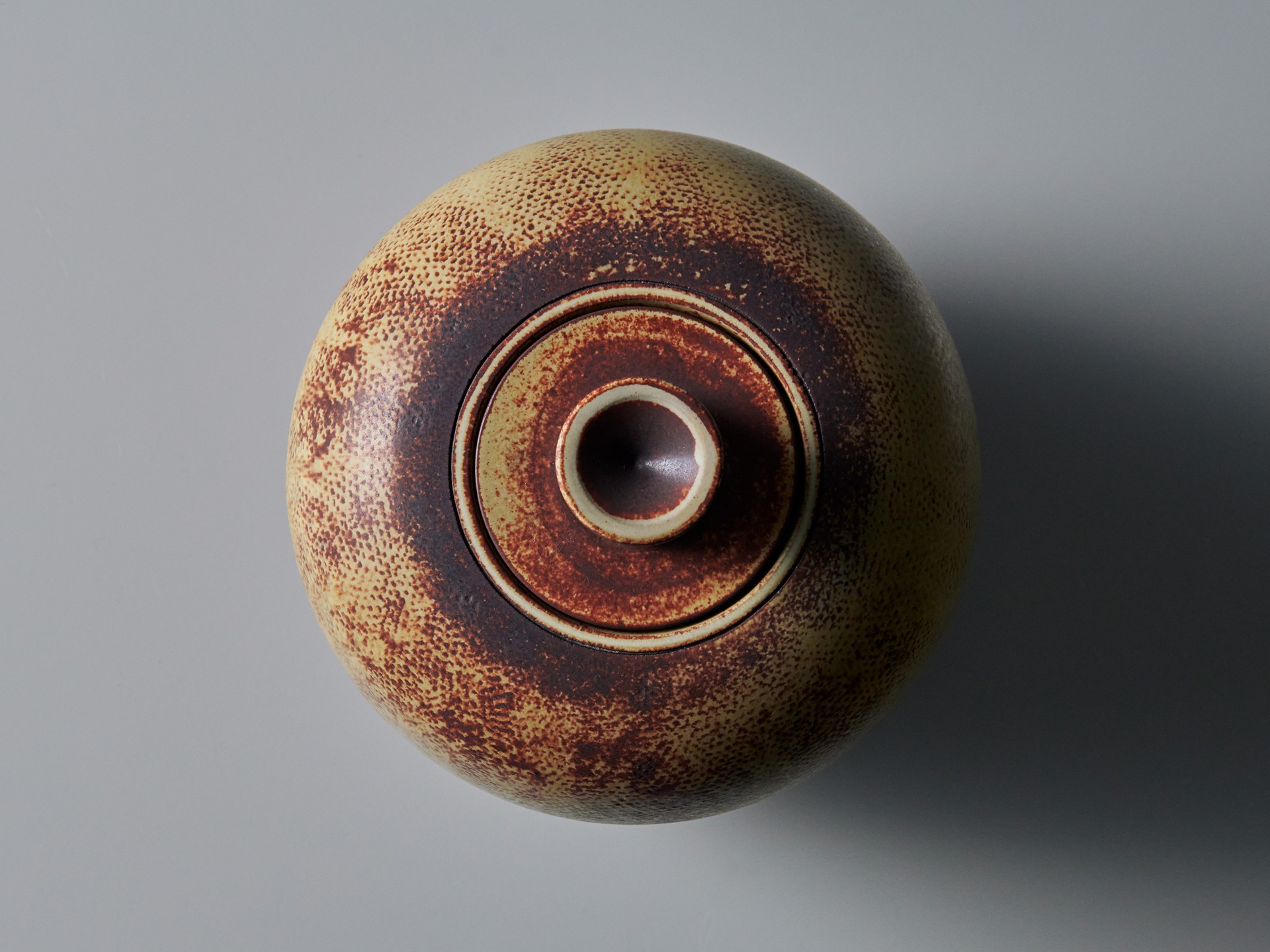 Vase with Cover image 6