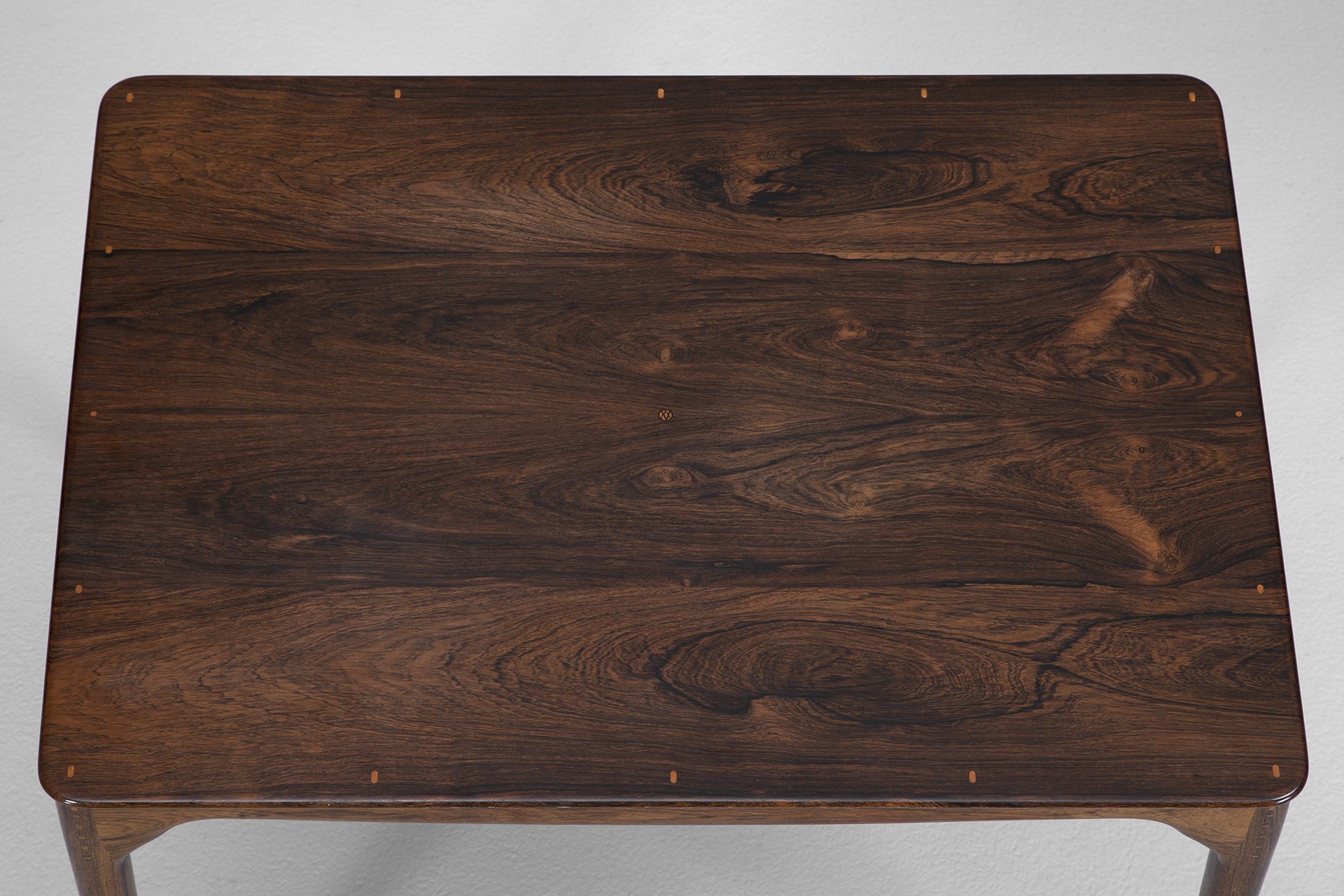“Museum table” image 5