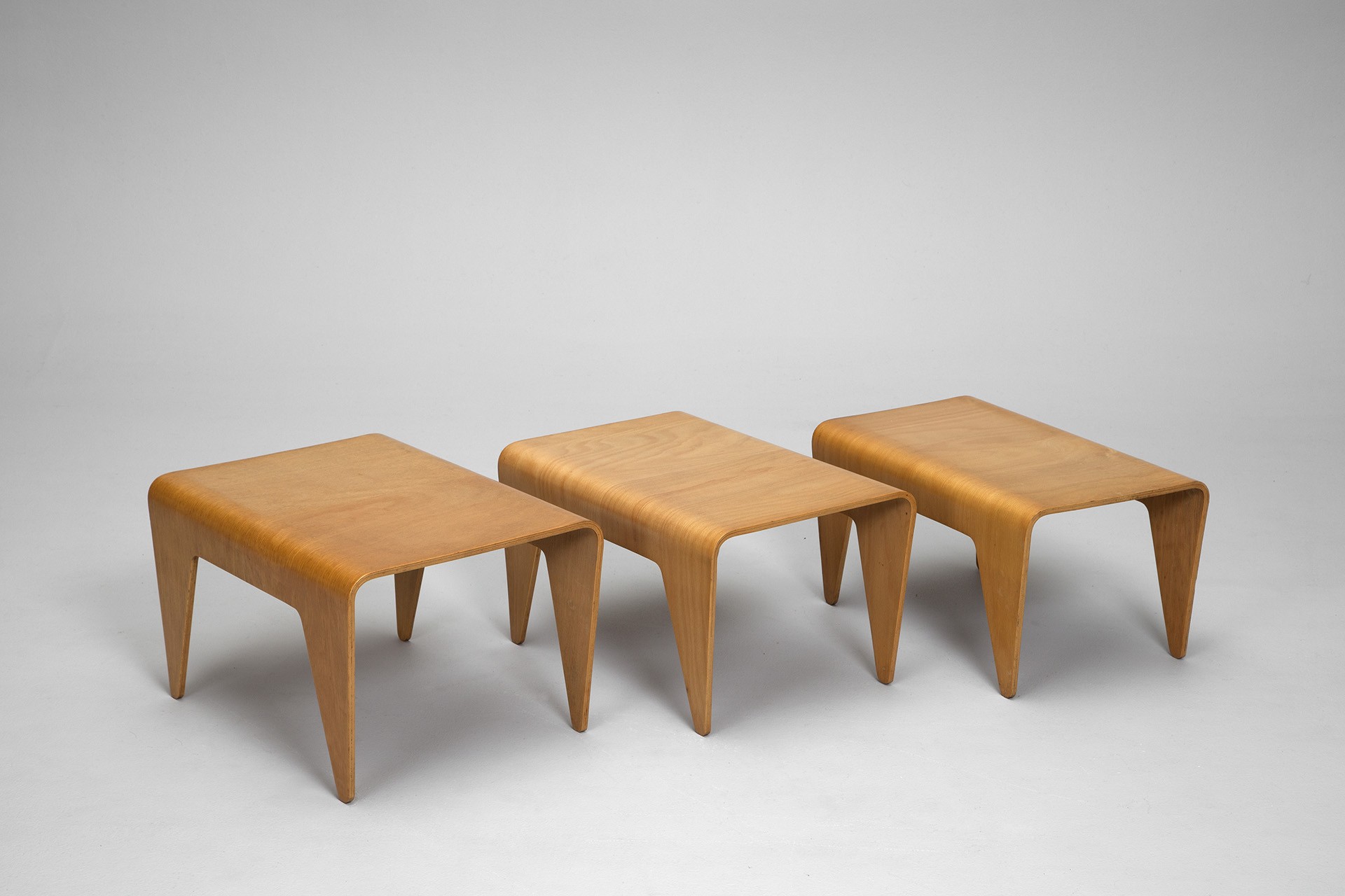 Set of Three Nesting Tables image 3