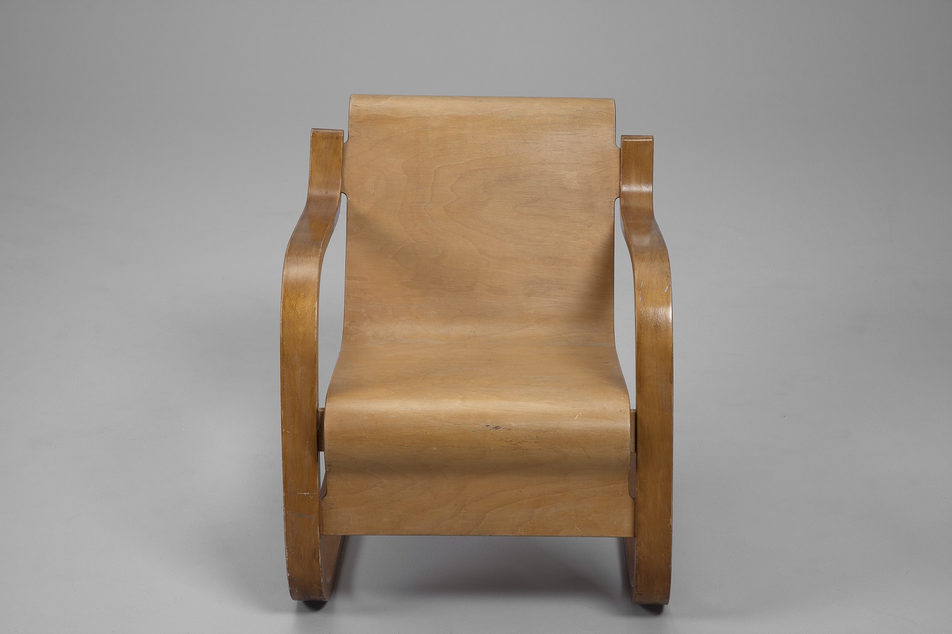 Armchair Model no. 31 image 3