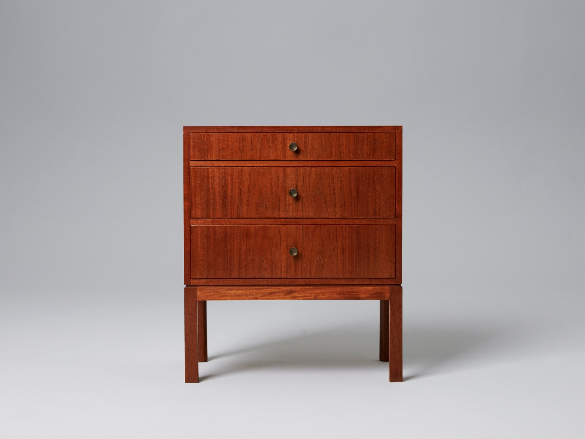 Chest of Drawers image 2