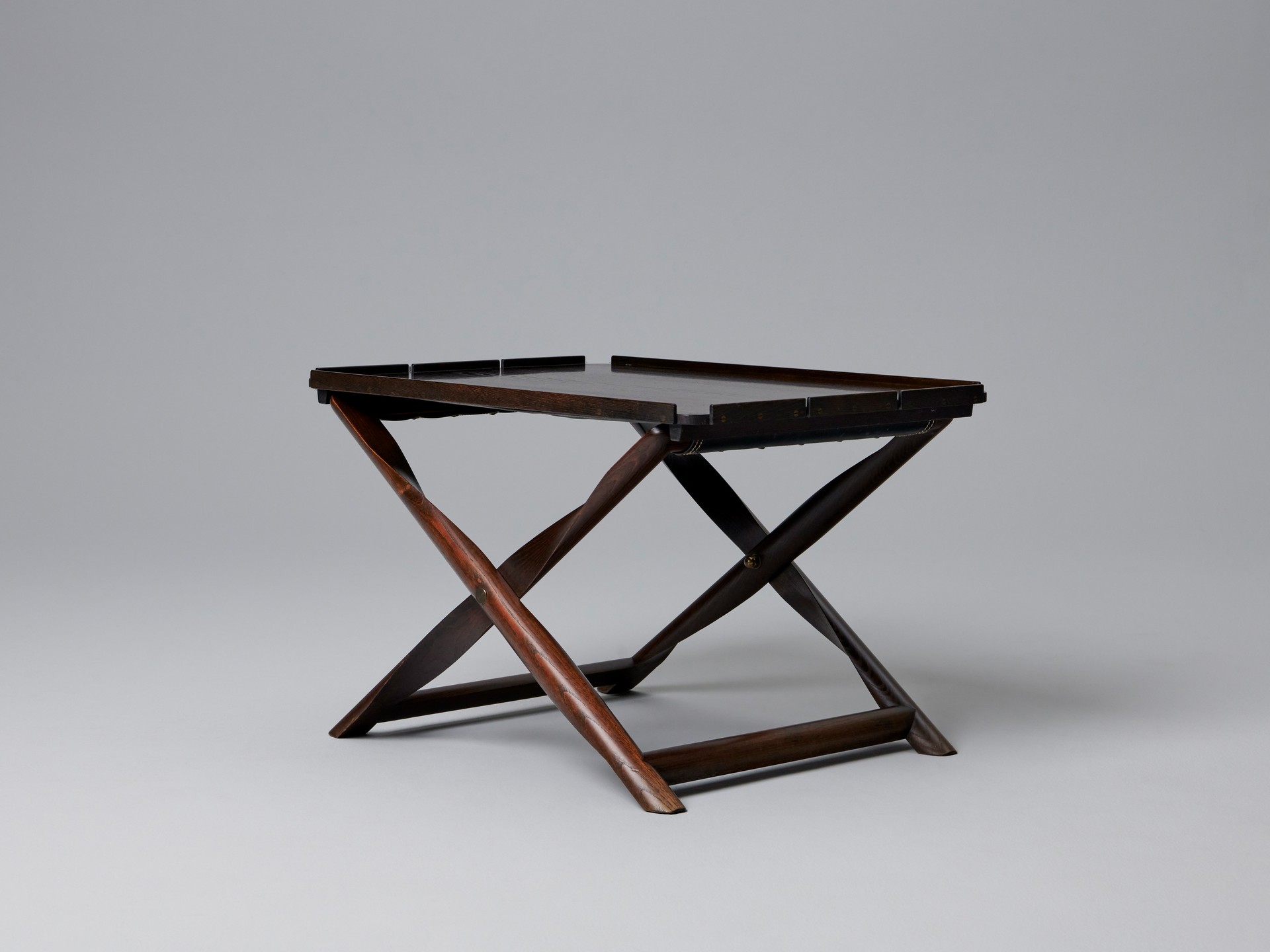 'Propeller' Stool with Table image 3