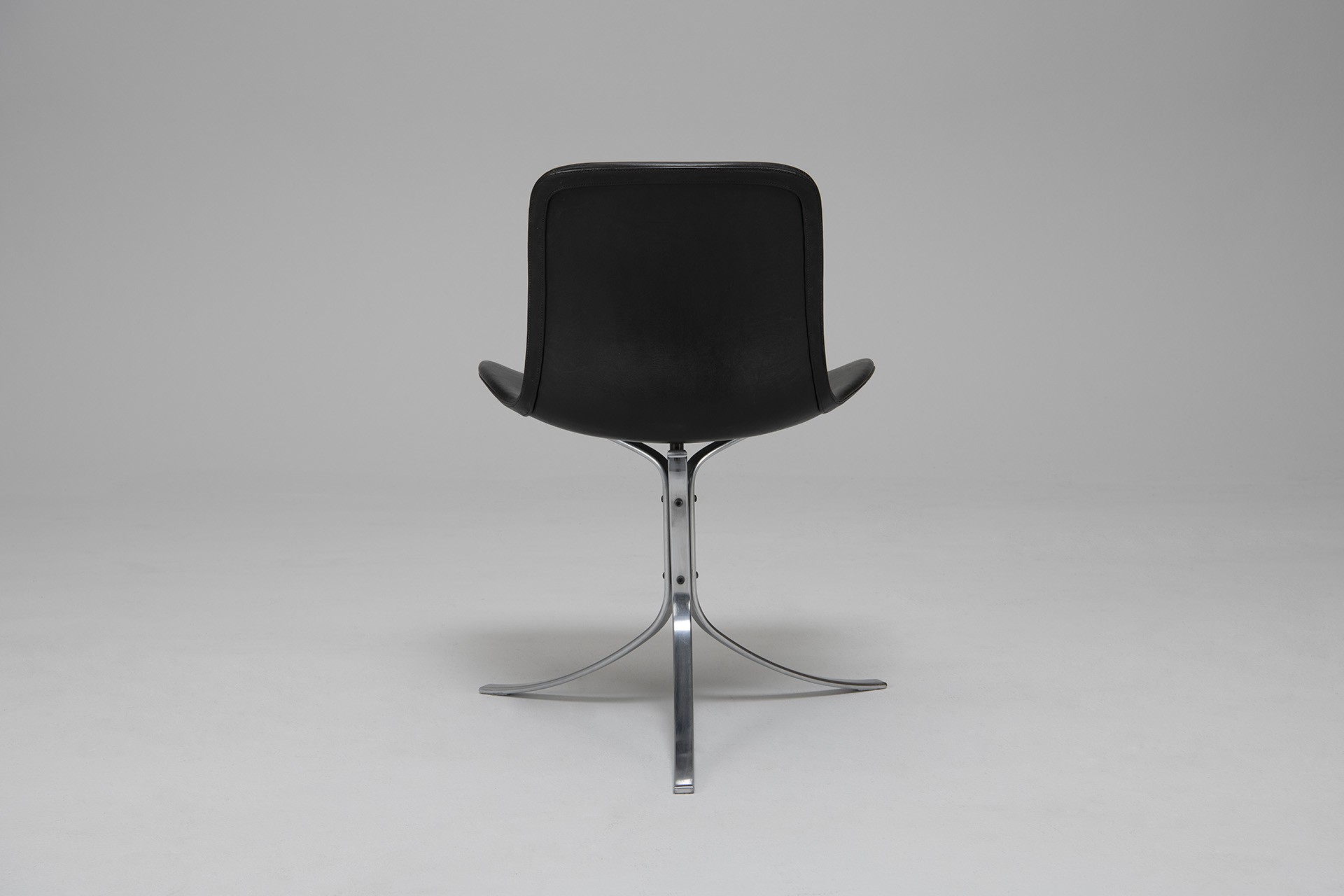 "PK-9" Chair image 4