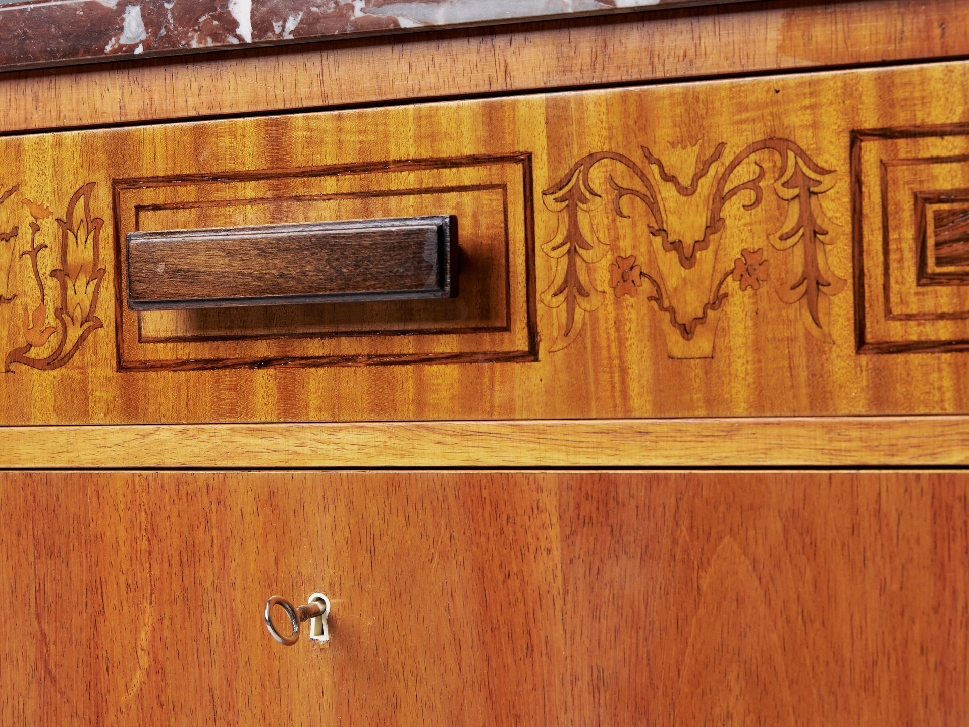 Chest of Drawers image 9