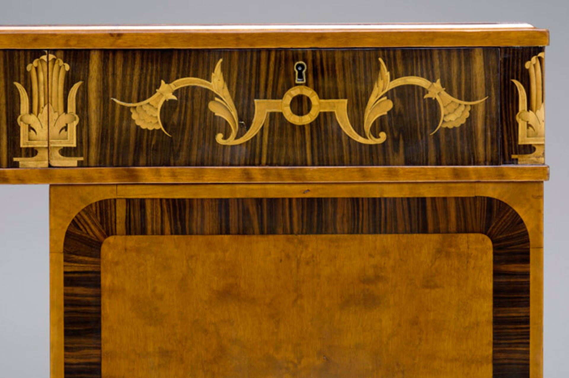 Neoclassical Desk image 3