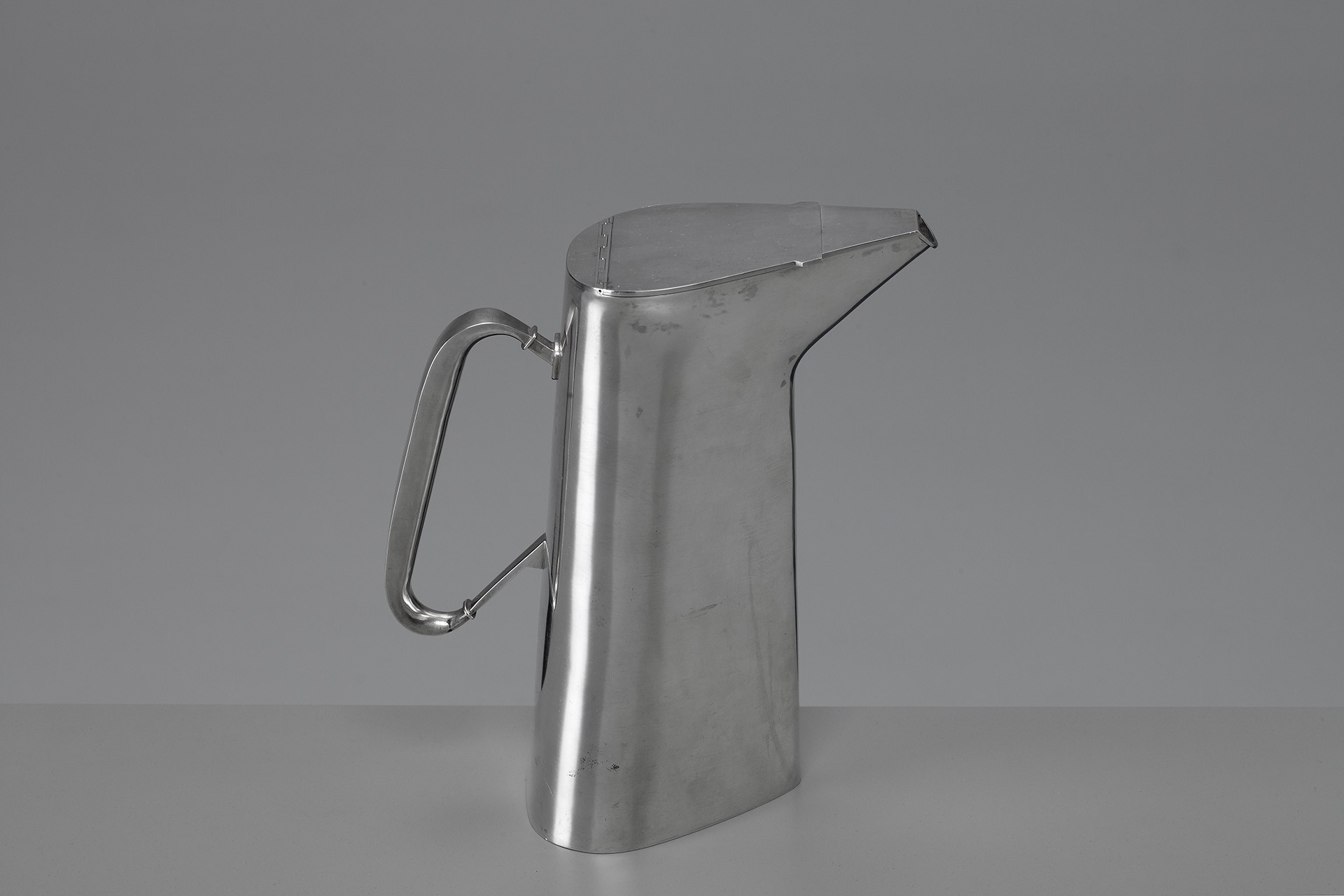Jug image 2