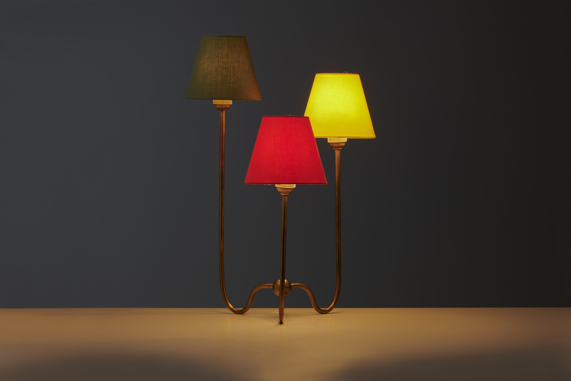 Table Lamp image 2