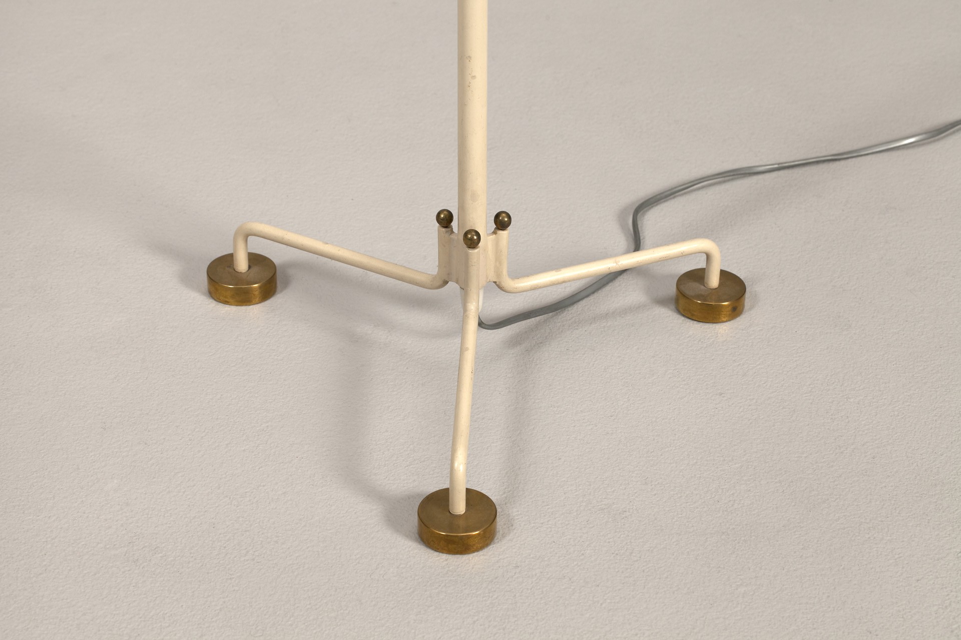 Floor Lamp image 3