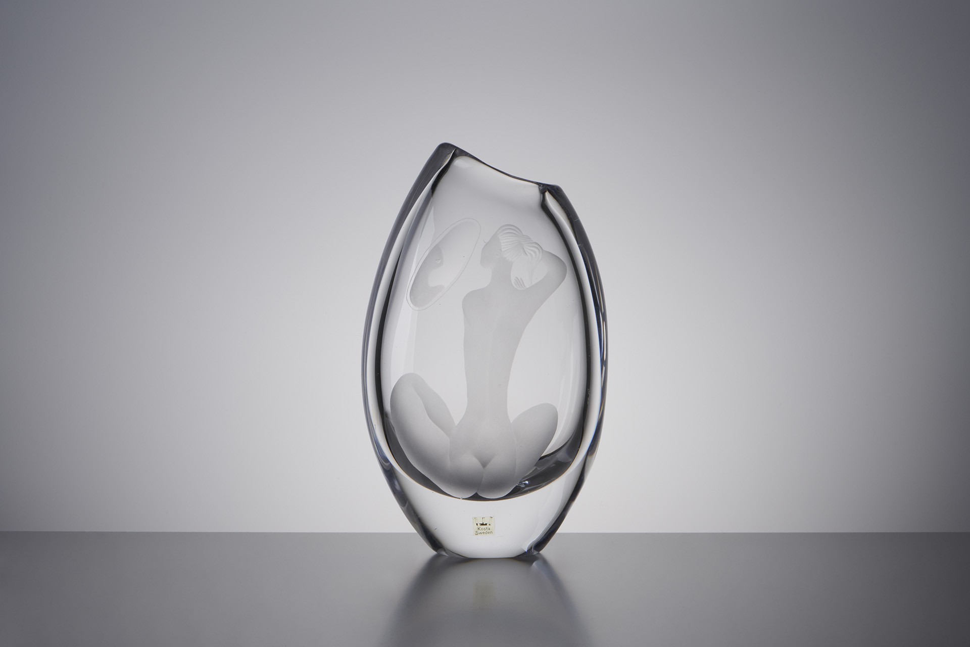 'Fåfanga (Vanity)' Vase