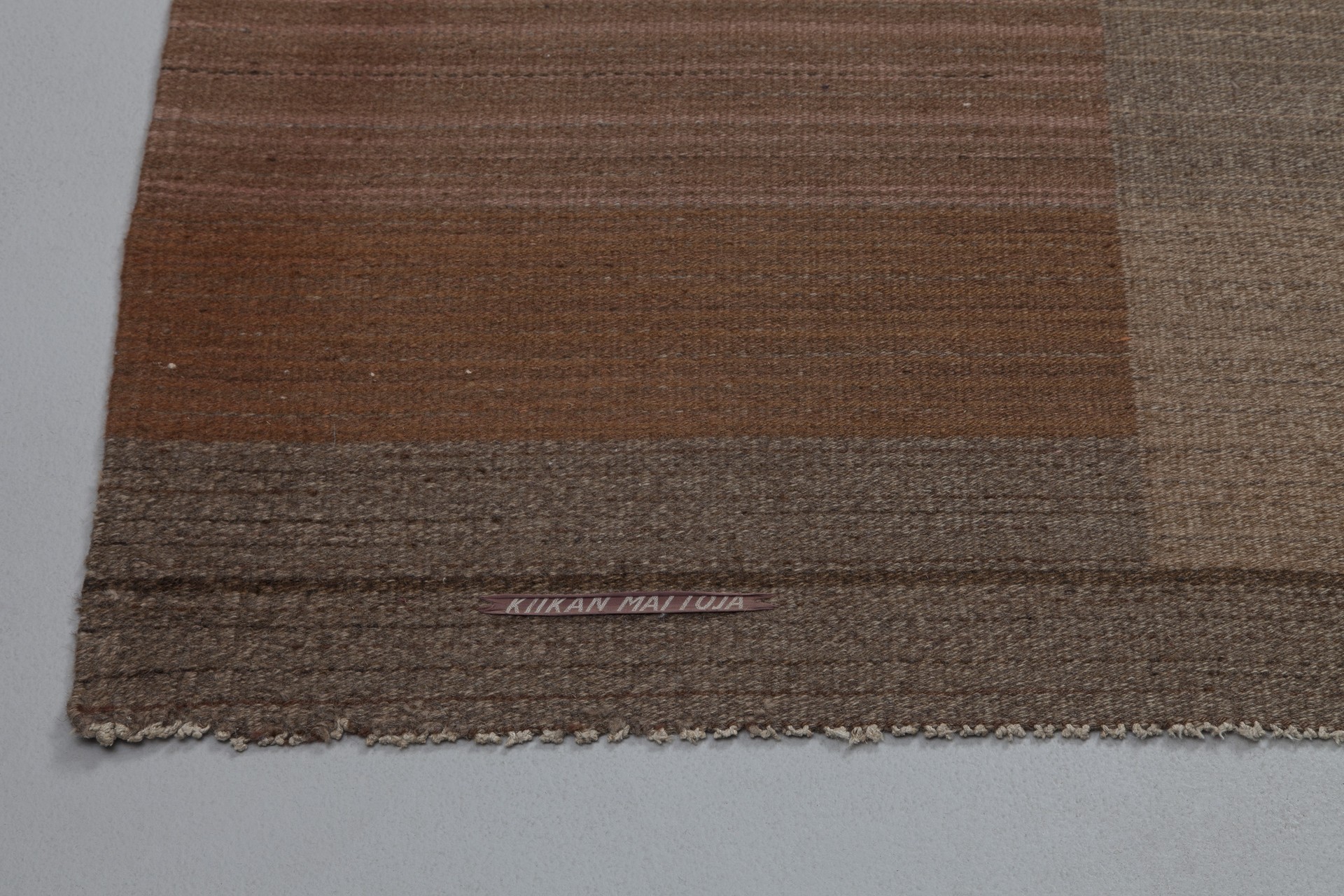 Finnish Art Deco Carpet image 6