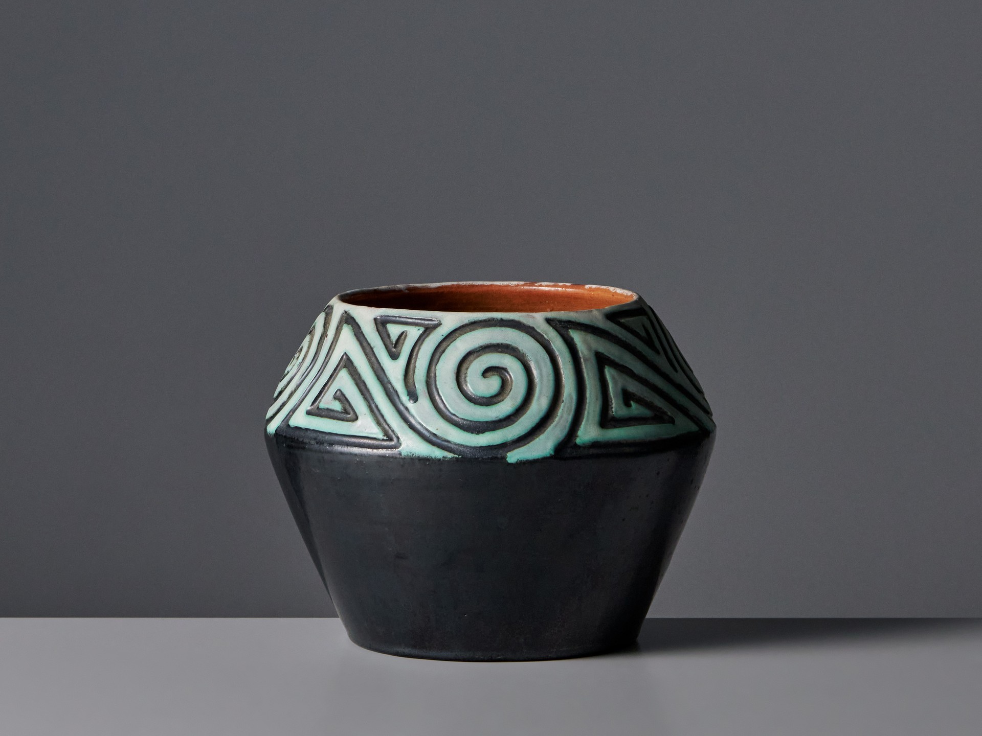 Vase image 2