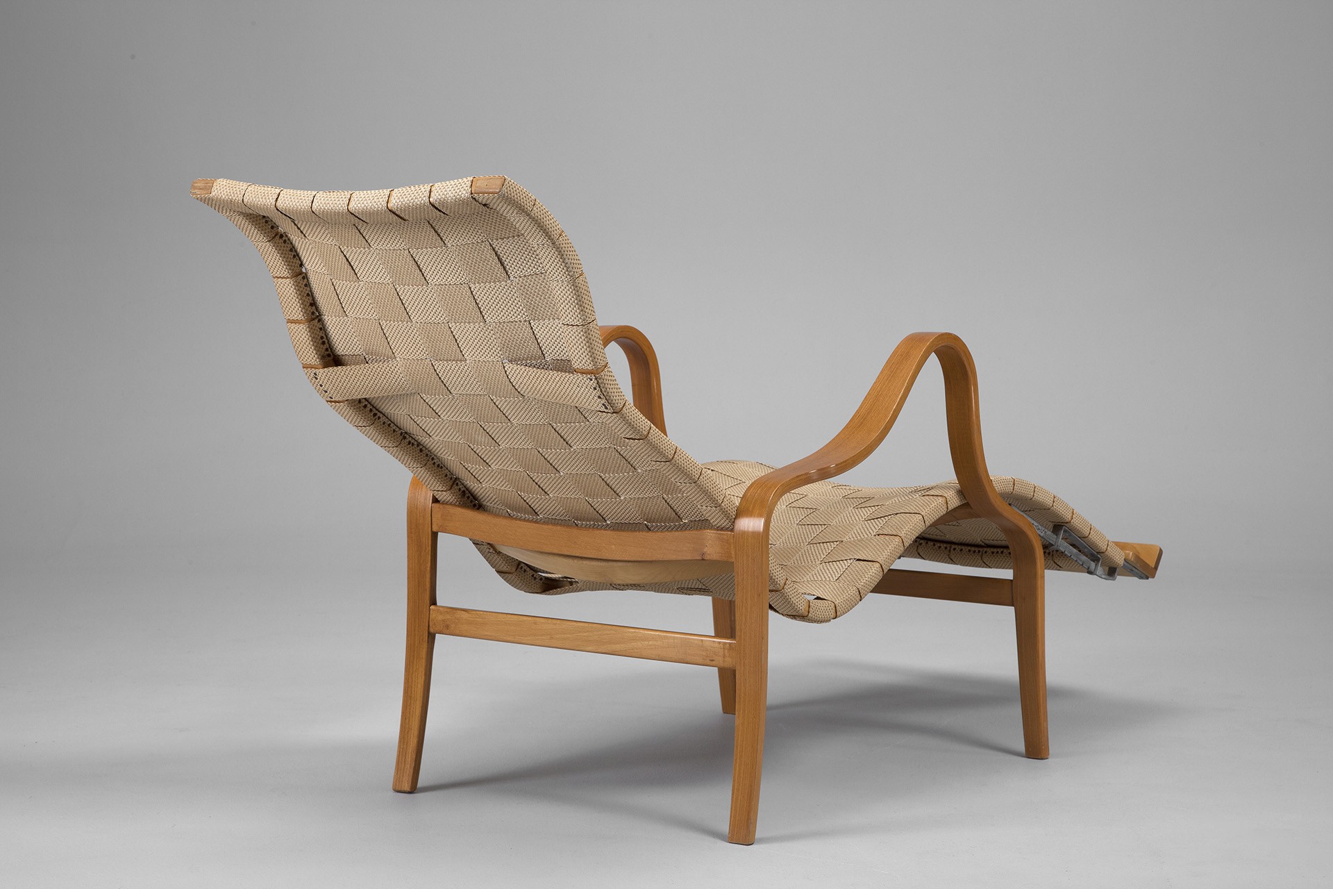 Lounge Chair image 3