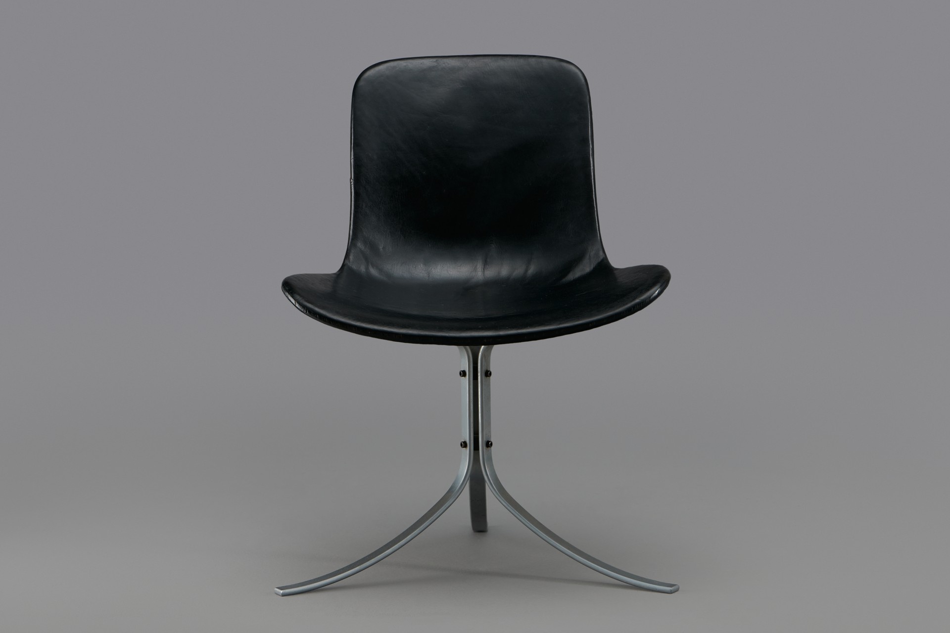 Set of Four 'PK 9' Chairs image 2