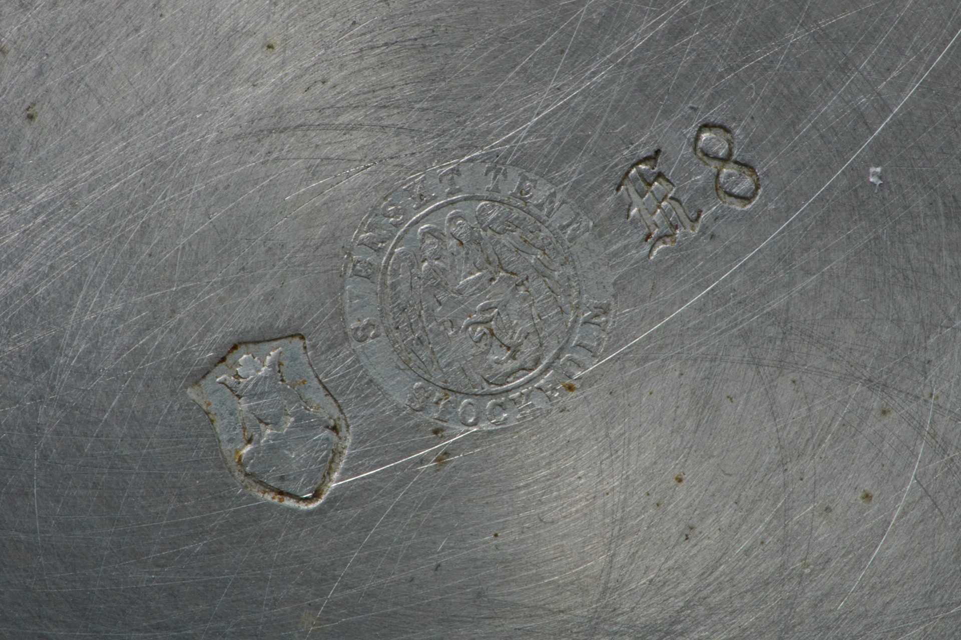 Pewter Bowl With Cover image 7