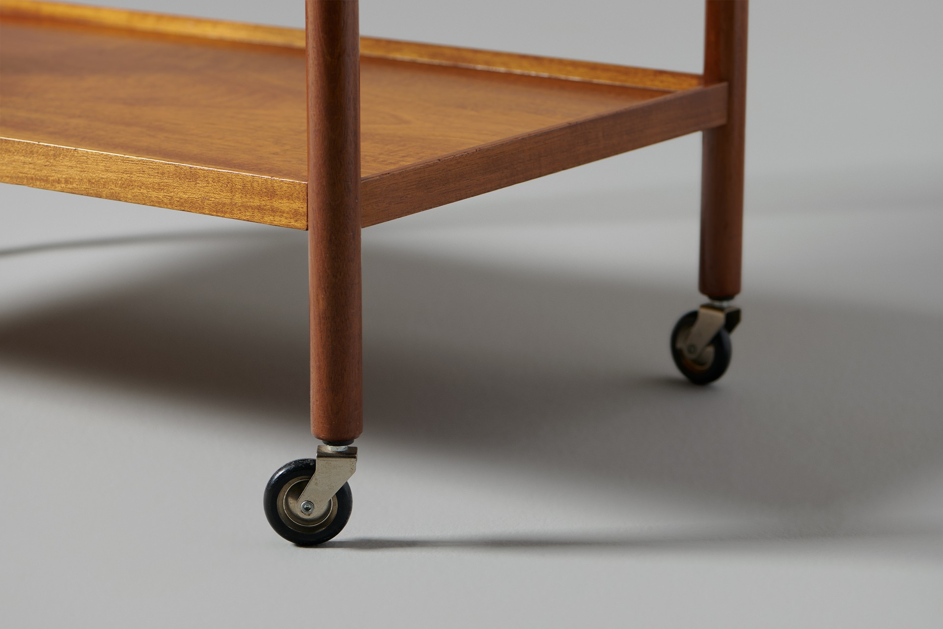 Trolley image 5