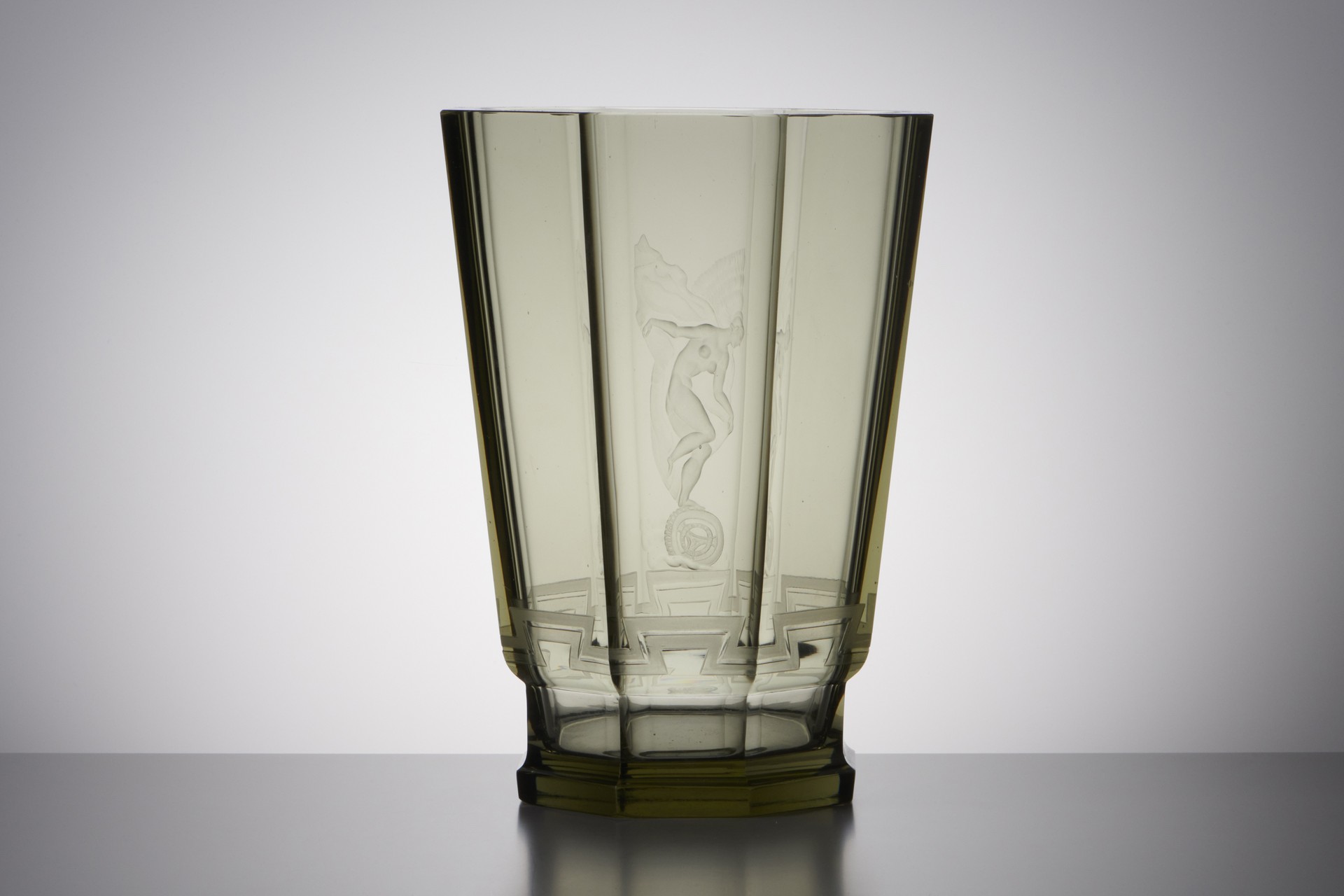 Vase image 2