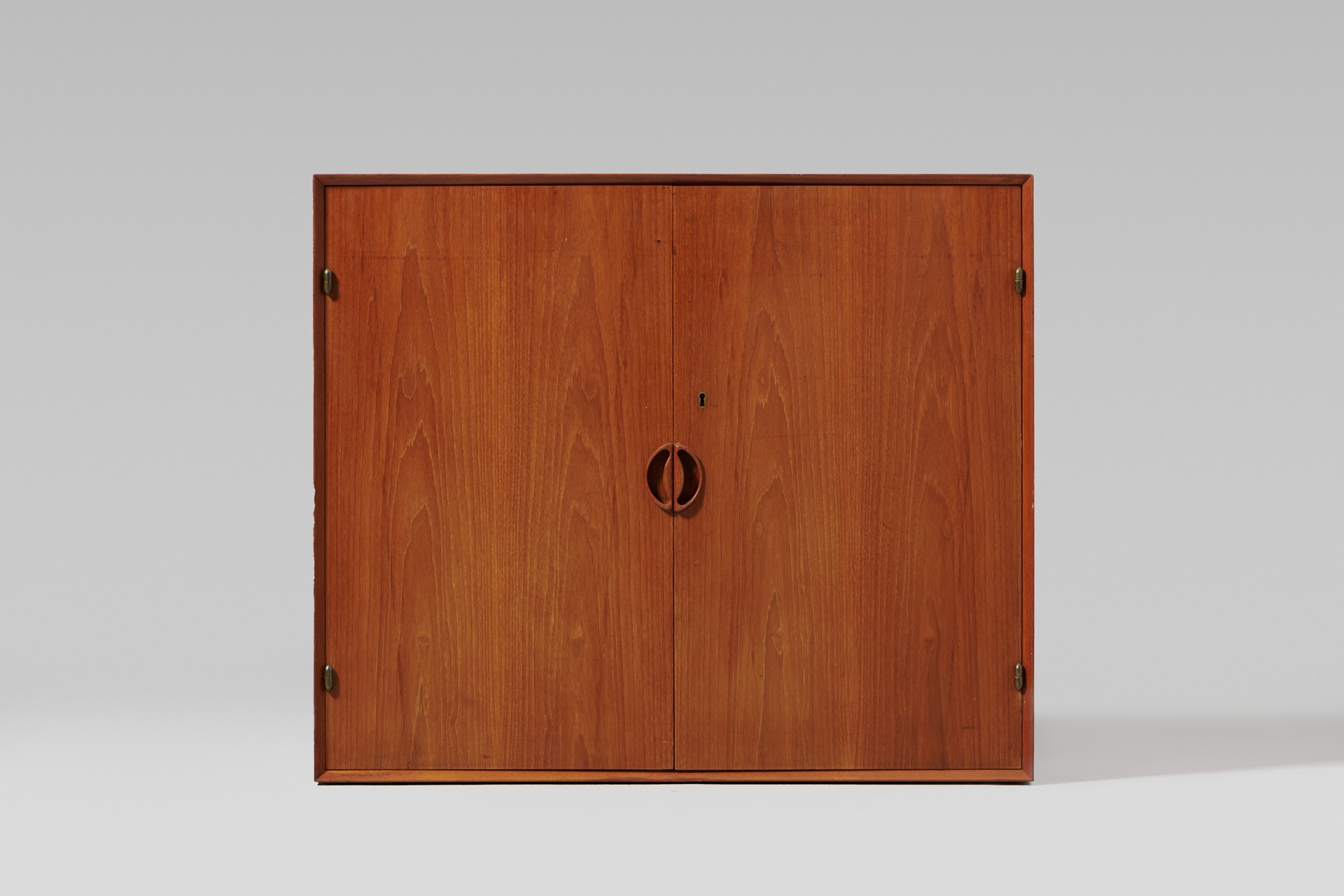 Shallow Cabinet image 2