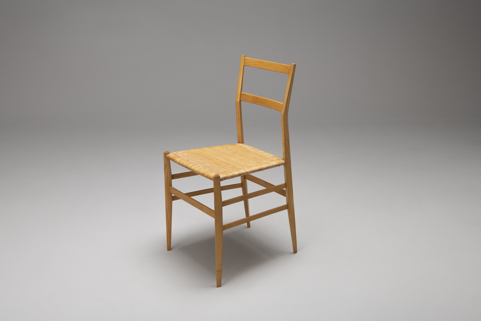 Set of Six "Superleggera" Chairs image 3