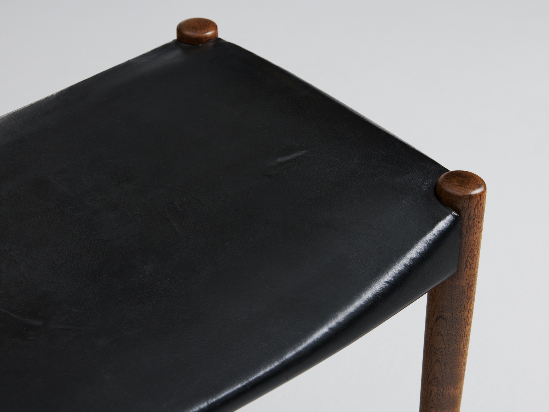 Stool image 5
