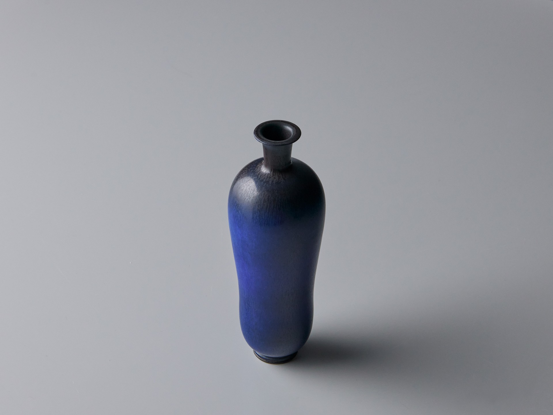 Vase image 4