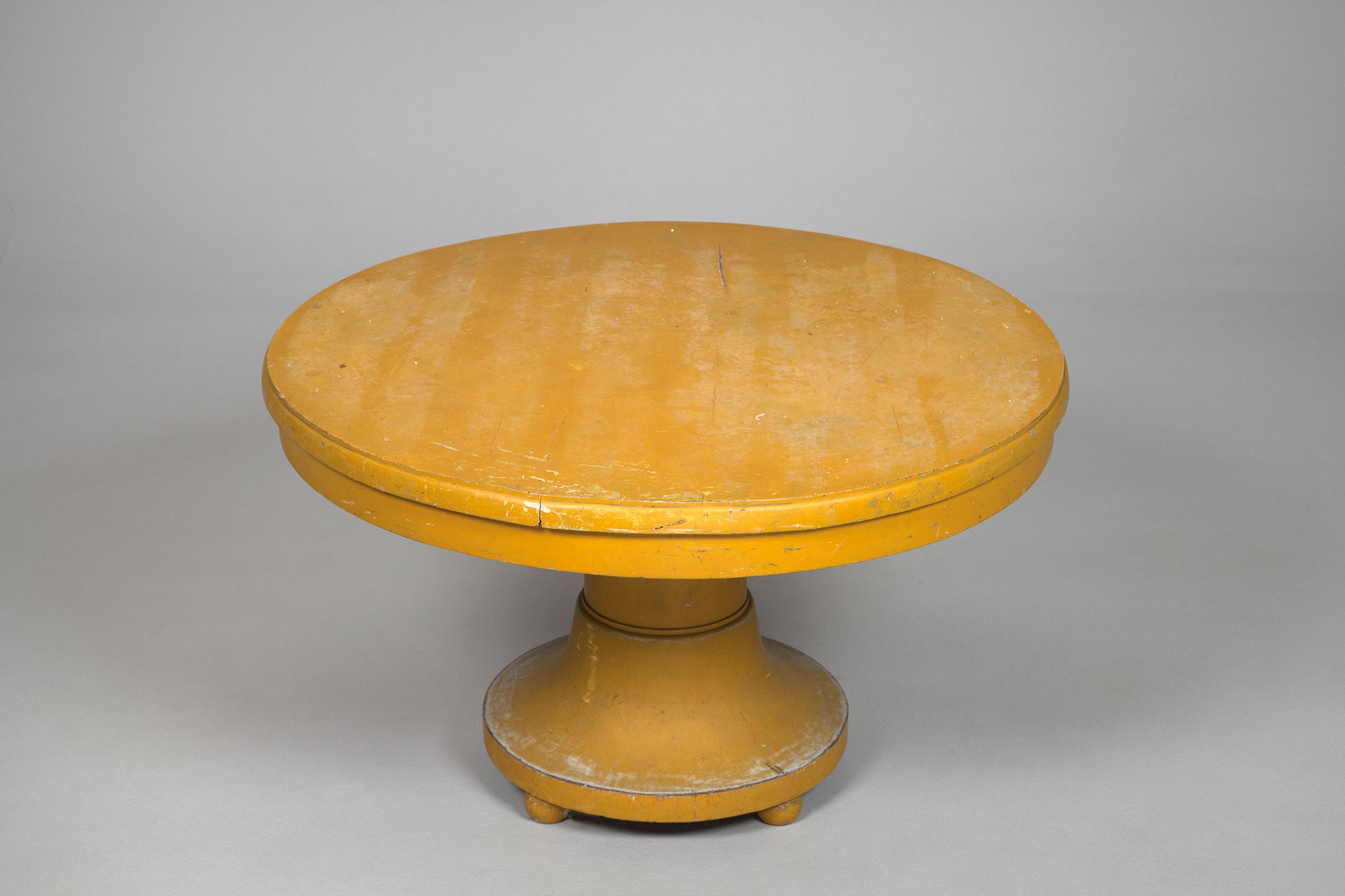 Dining Table image 2